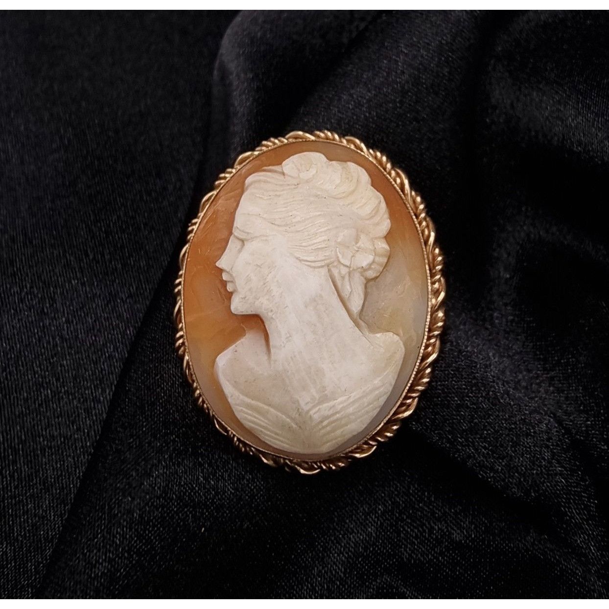 Vintage Rare Find Vintage 1960's-1970's INC Signed 12k Gold-Filled N Size ONE SIZE - 1 Thumbnail