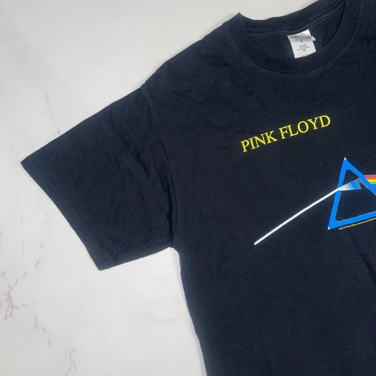 Vintage Vintage Pink Floyd Dark Side of the Moon Black T-Shirt sizeM Size US M / EU 48-50 / 2 - 4 Thumbnail