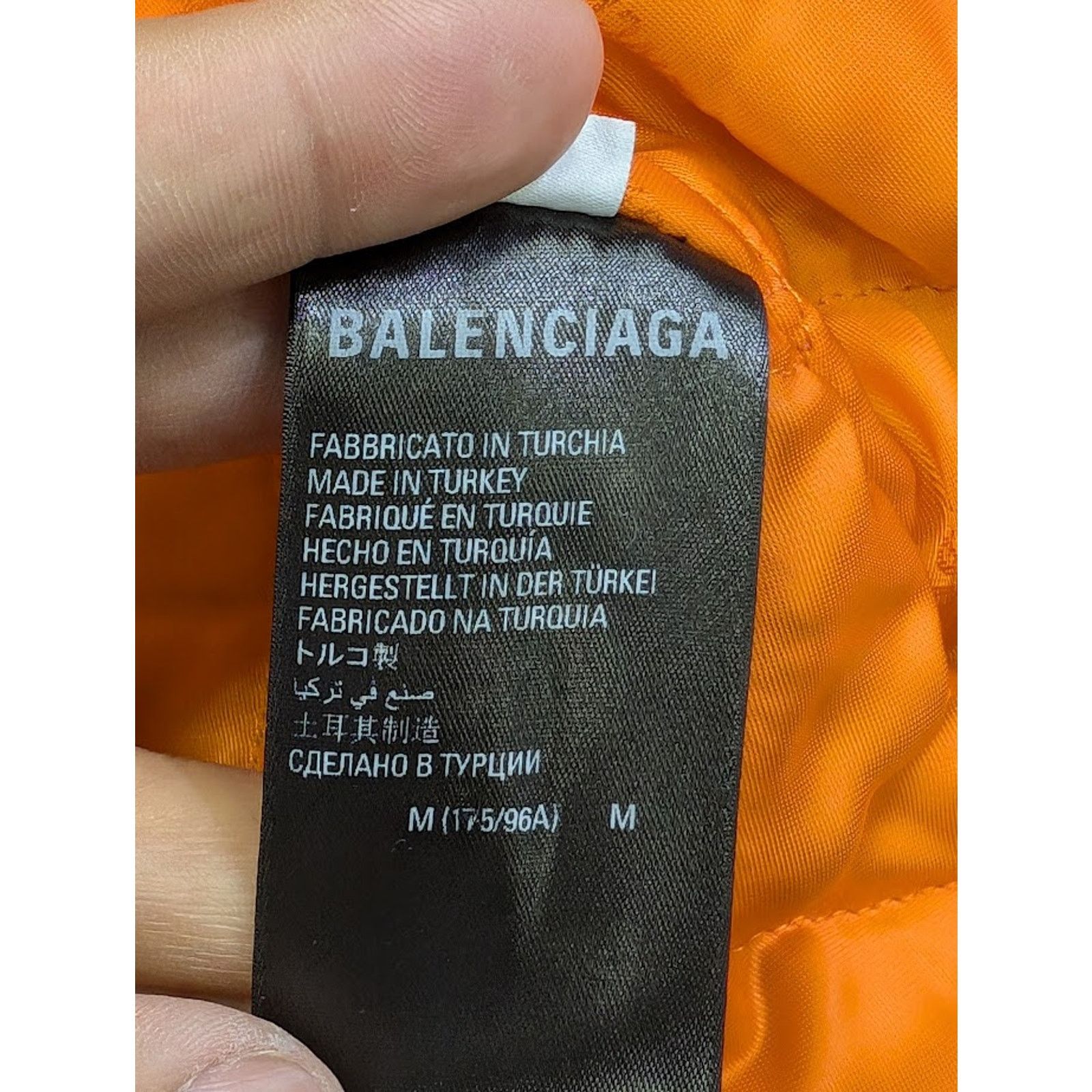 Balenciaga o1rshd1 Leather Grainy Worn Out Bomber in Black Size US M / EU 48-50 / 2 - 19 Thumbnail