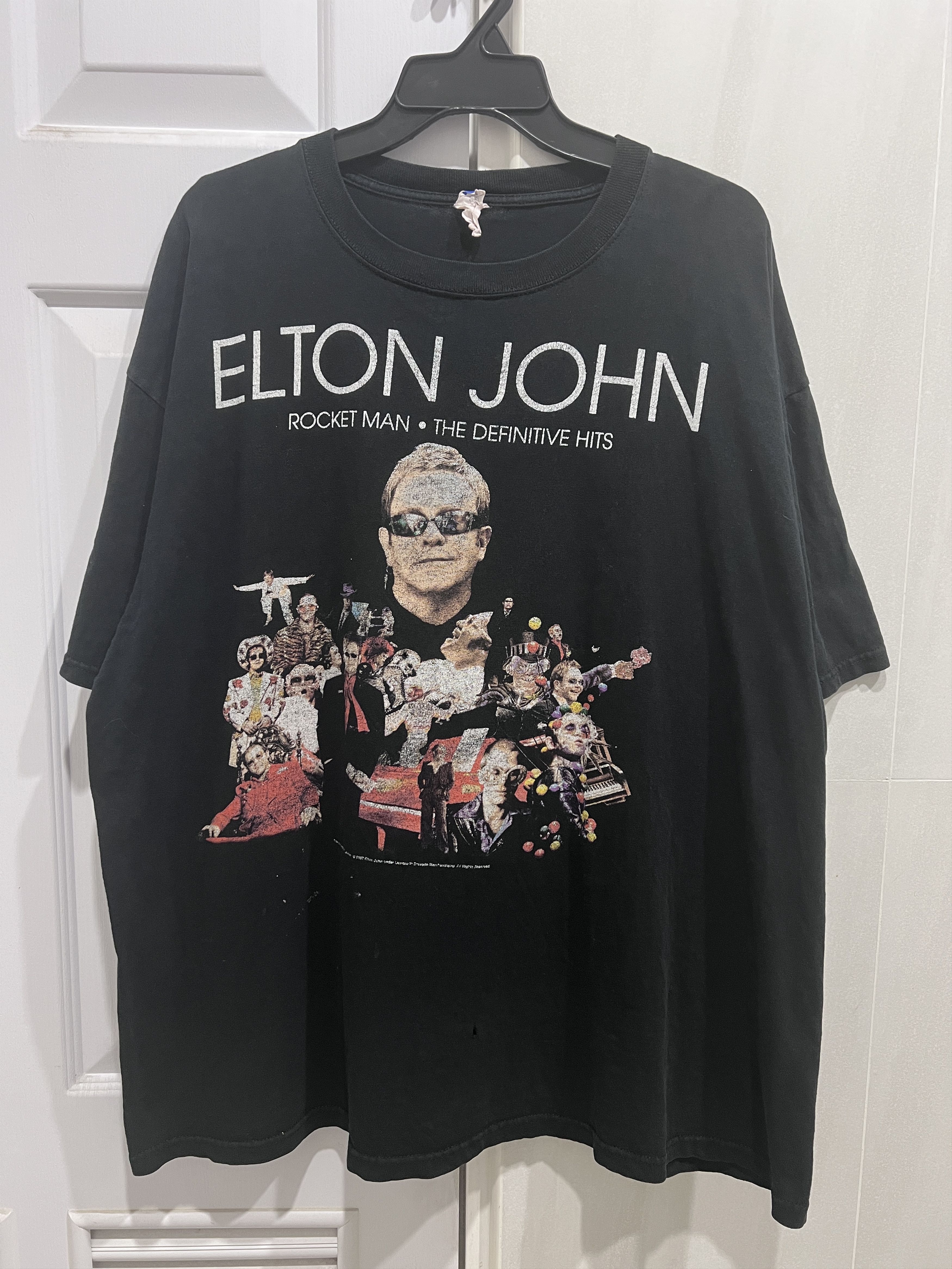 Rap Tees × Seditionaries × Vintage Vintage Y2K Elton John Rocket Man Tour Promo Tee 2XL Faded Size US XXL / EU 58 / 5 - 1 Thumbnail