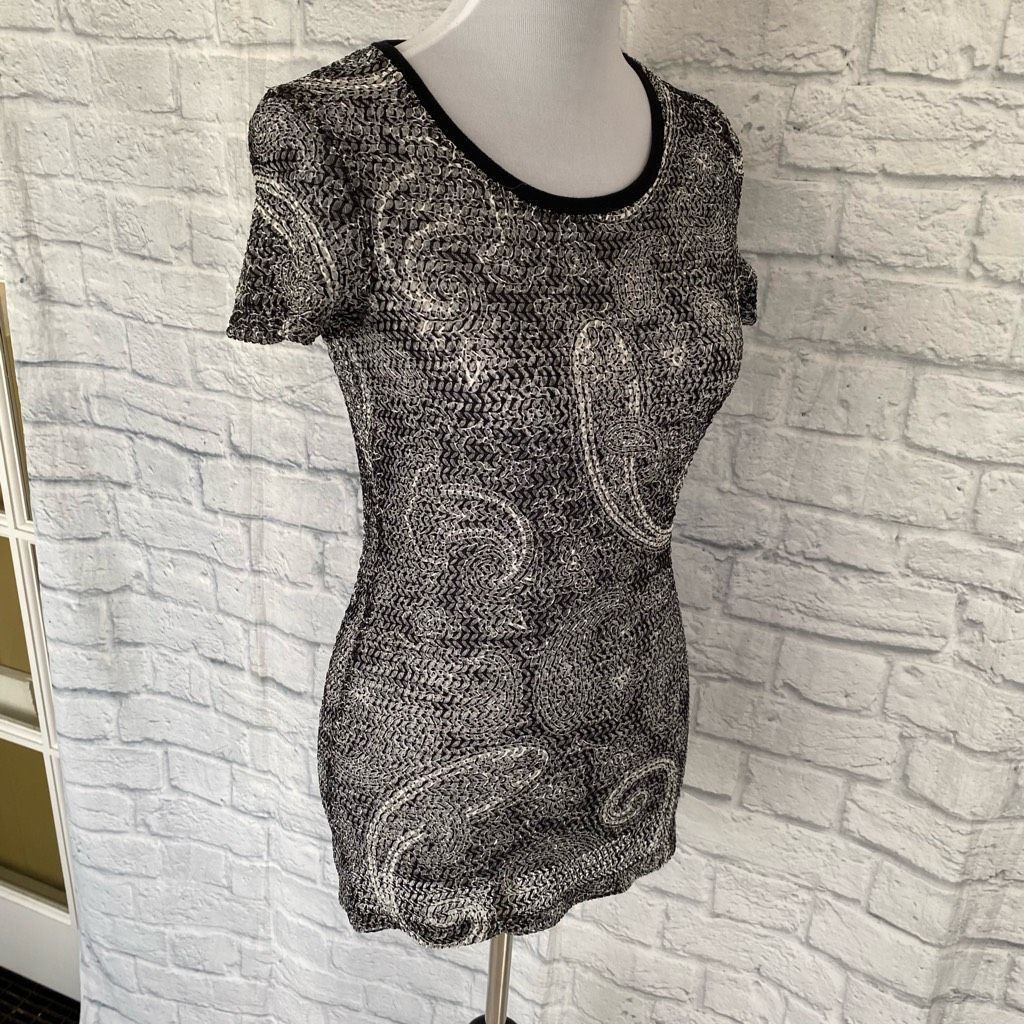 BKE BKE women M short sleeve semi sheer black & white patterned Size M / US 6-8 / IT 42-44 - 5 Thumbnail
