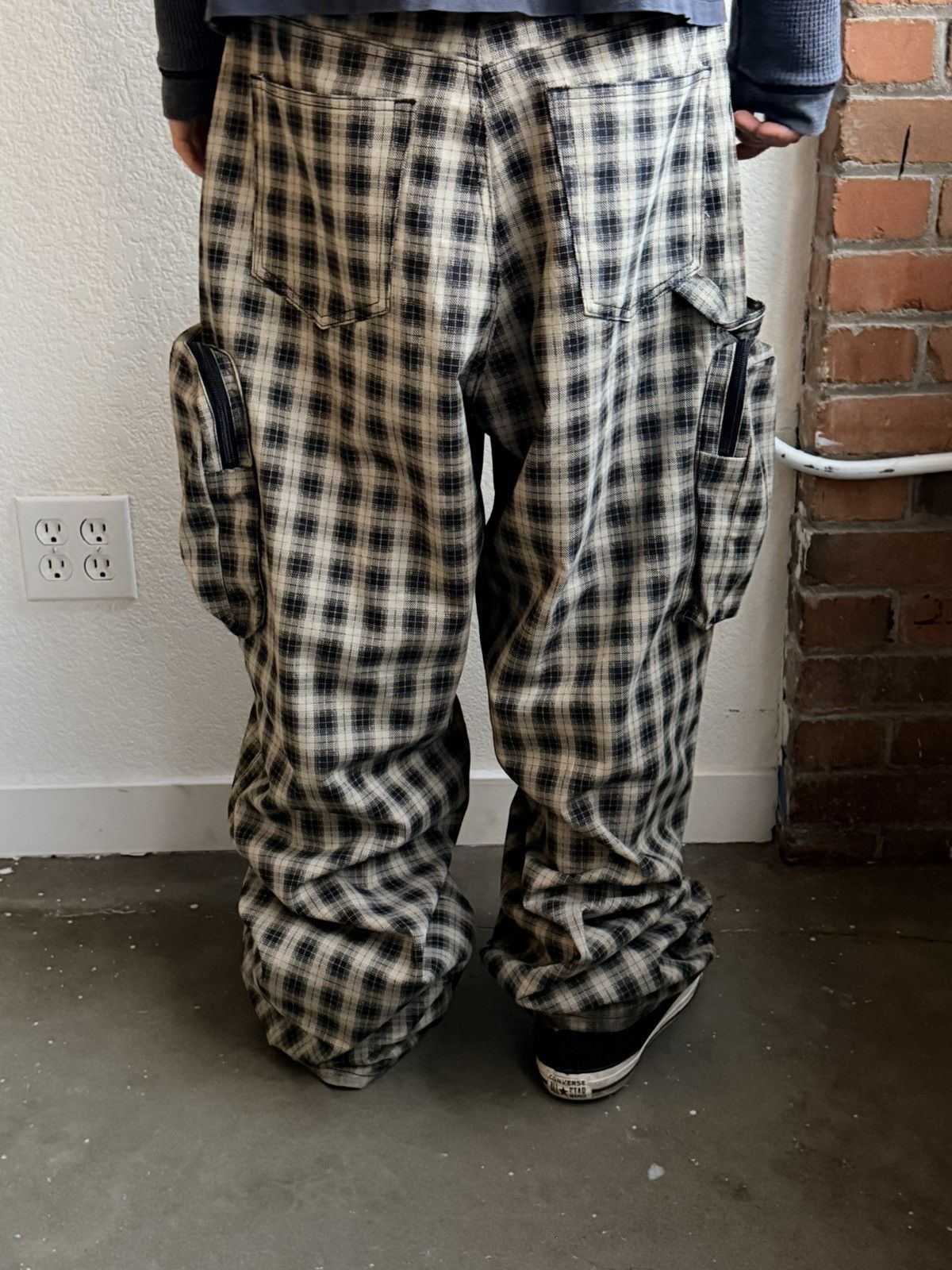 The GV Gallery GV Gallery Cargo Plaid Pants Size US 30 / EU 46 - 2 Thumbnail