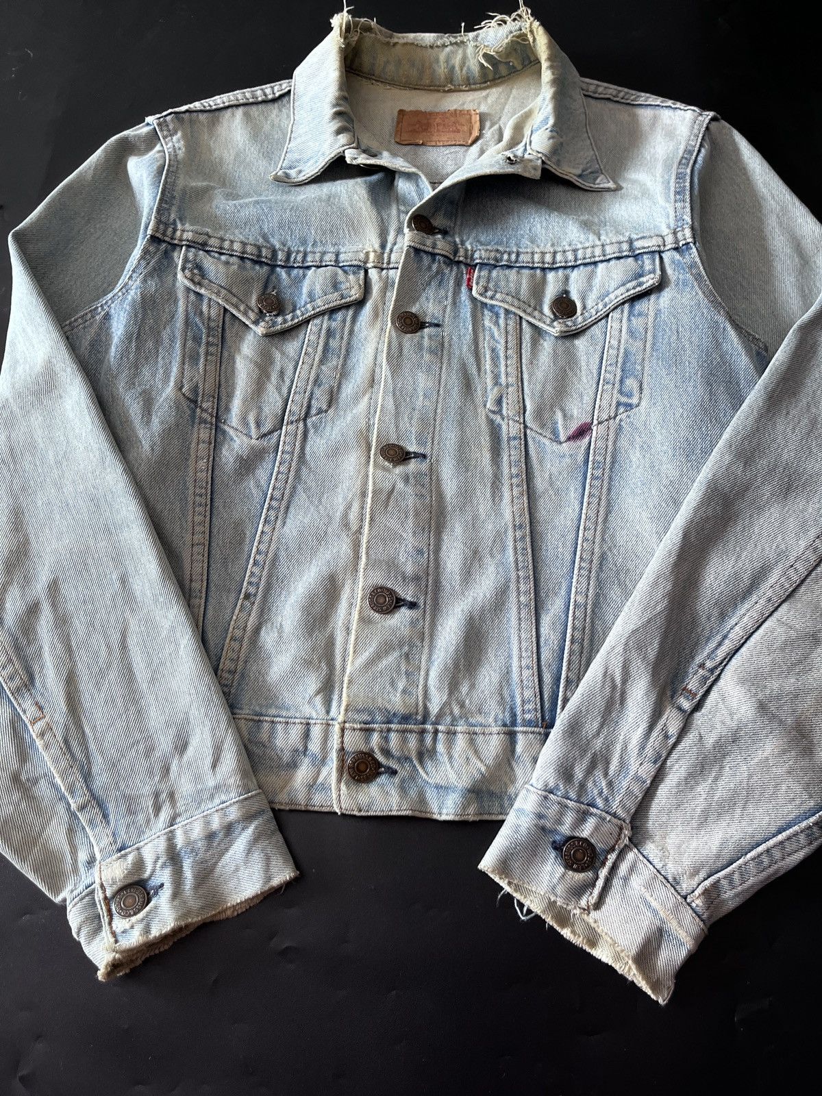 Levi's 1980s Levis Distressed denim jacket Size US S / EU 44-46 / 1 - 8 Thumbnail