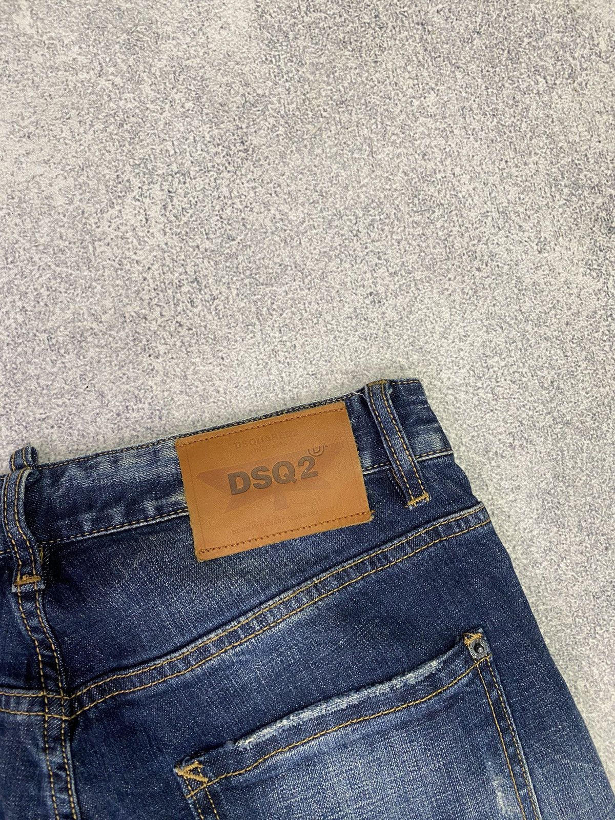Designer × Dsquared2 × Vintage Vintage Dsquared2 Denim Blue Luxury Jeans Size US 30 / EU 46 - 14 Thumbnail