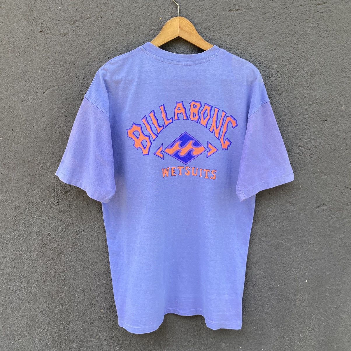 Vintage Thrashed Faded Vintage 80s Billabong Wetsuits ERD GRUNGE TEE Size US L / EU 52-54 / 3 - 1 Thumbnail