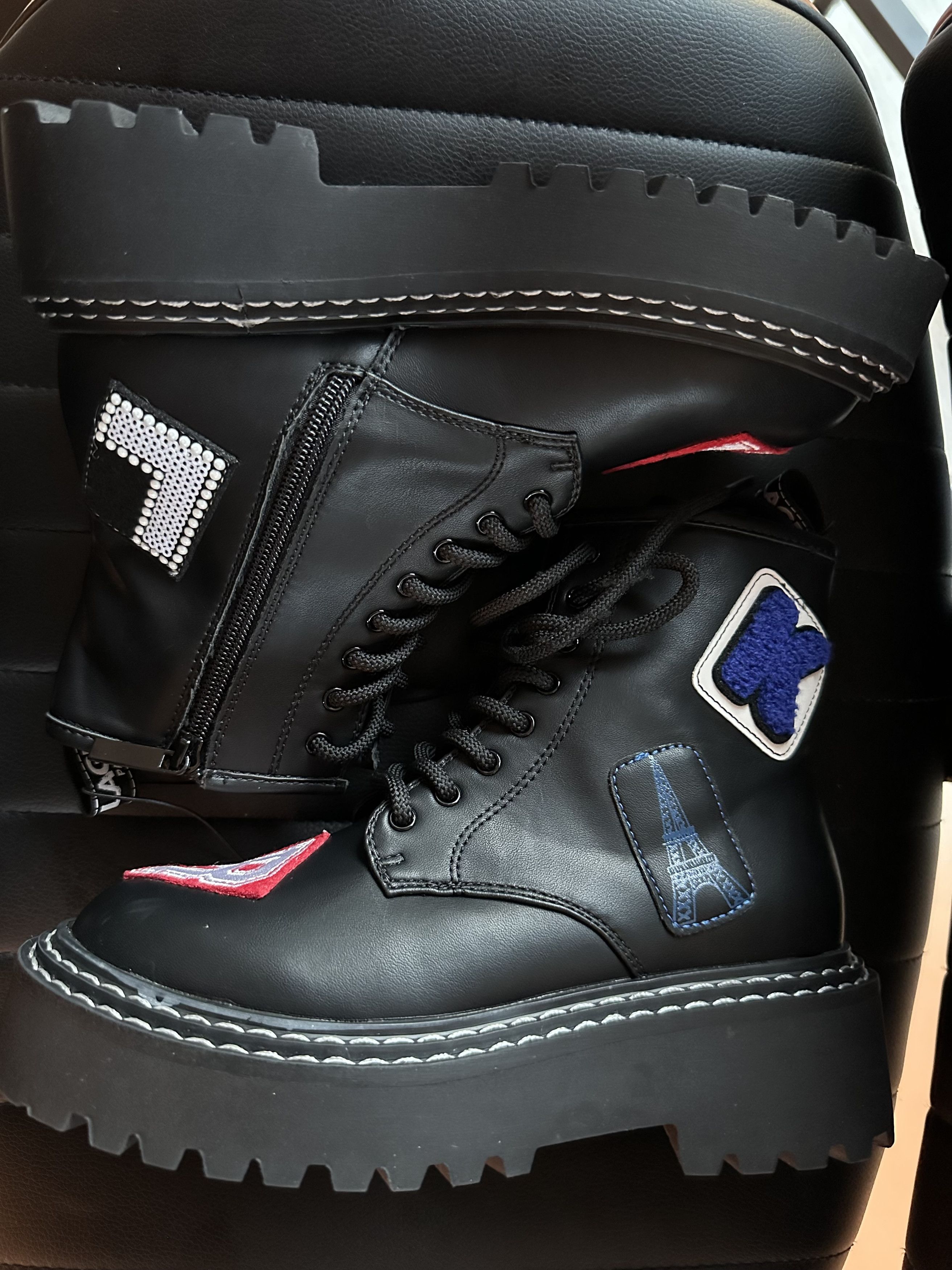 Karl Lagerfeld KARL LARGERFELD Dixie Paris Logo Combat Boot *NO BOX* Size US 5.5 / IT 35.5 - 4 Thumbnail