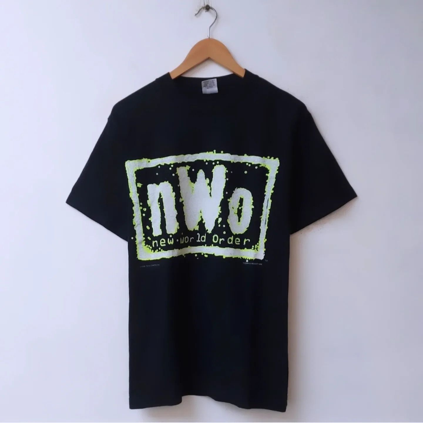 Vintage × WCW/nWo Vintage 90s 1998 NWO New World Order 'Glow in The Dark' Size US M / EU 48-50 / 2 - 1 Thumbnail