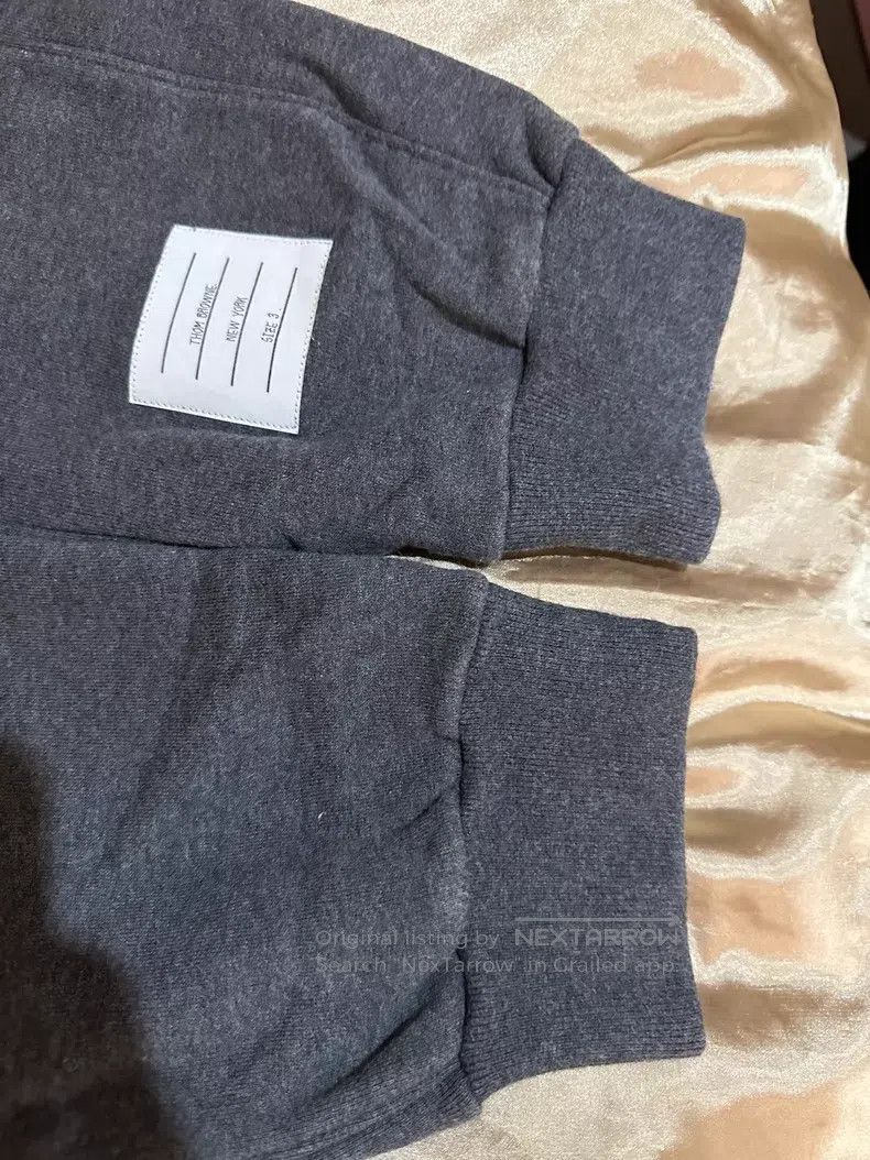 Thom Browne Thom Browne size 3 Gray classic four-striped pants Size US 34 / EU 50 - 4 Thumbnail