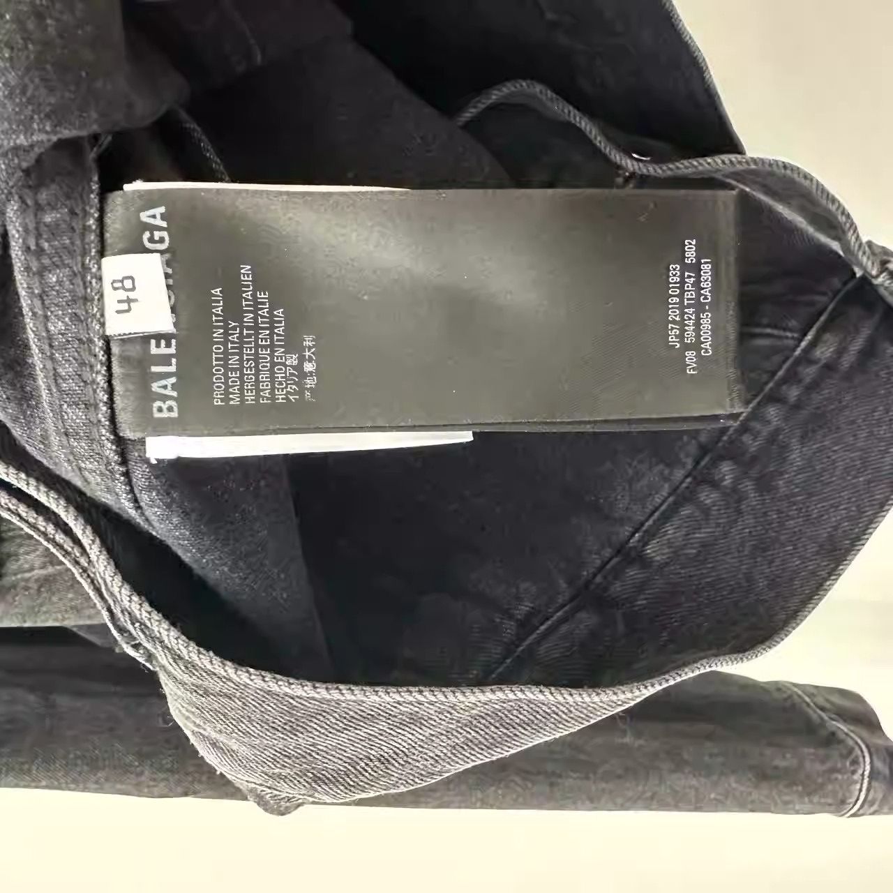 Balenciaga Balenciaga SS20 Red Letter Logo Embroidered Denim Jacket Size US M / EU 48-50 / 2 - 5 Thumbnail