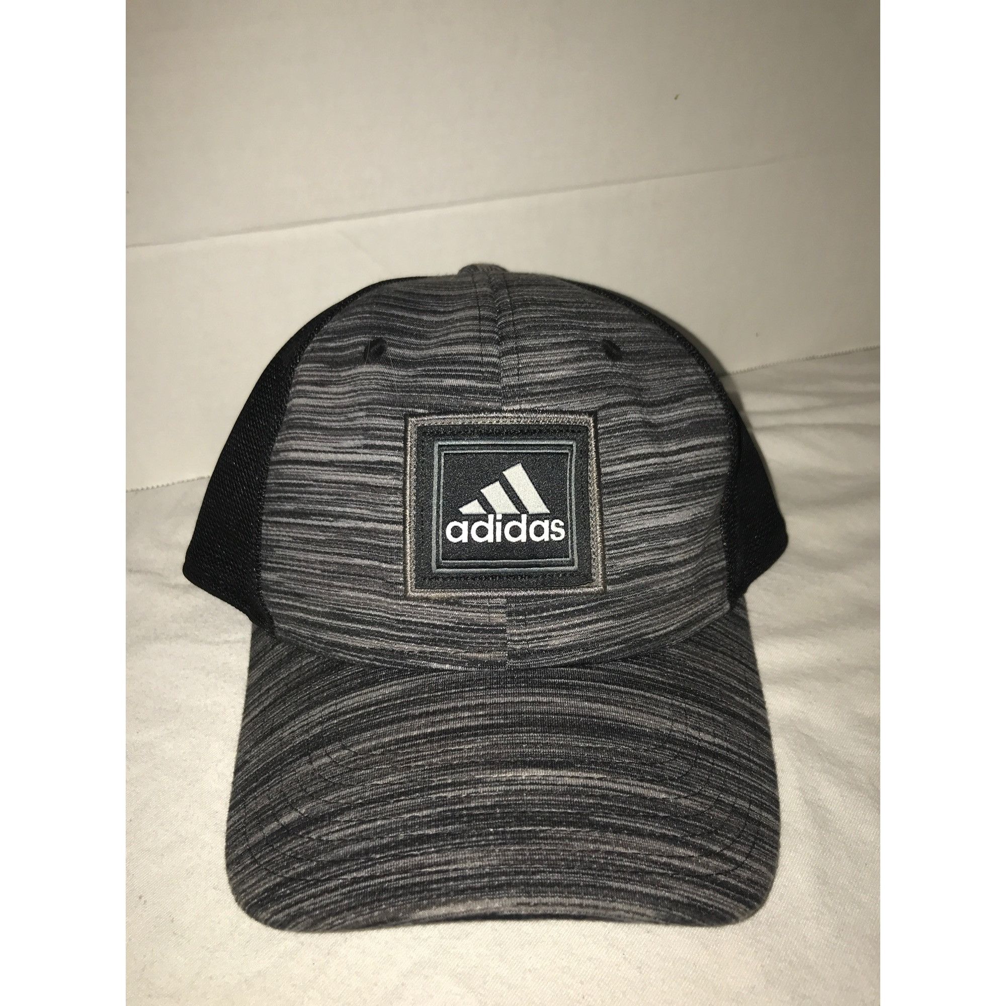 Adidas Adidas Black & Gray Flexfit Fitted Breathable Baseball Cap Size ONE SIZE - 1 Thumbnail