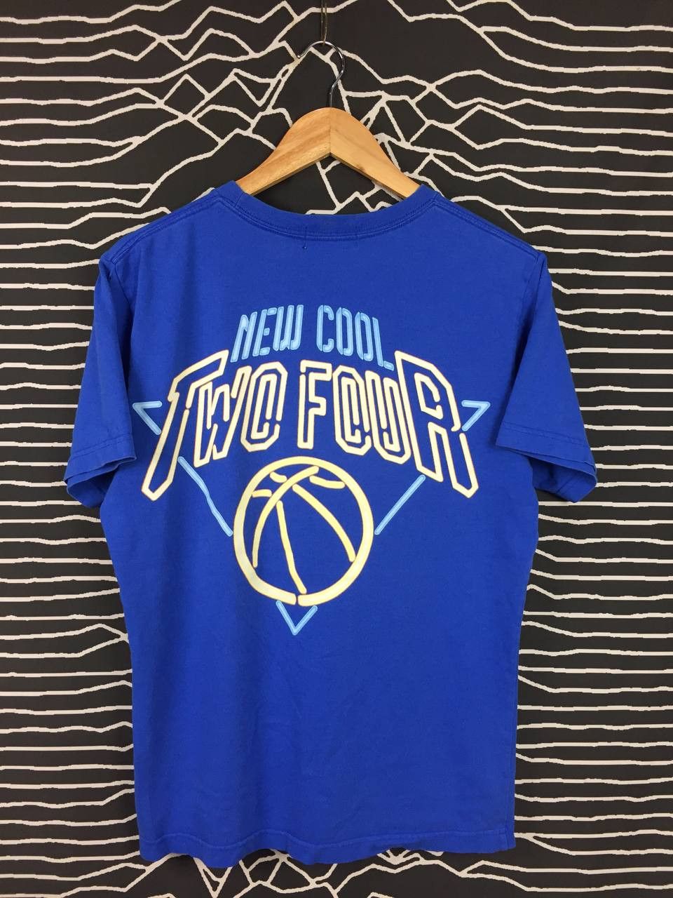 Japanese Brand × Vintage 24 Karats Gold Diggers New Cool Two Four Tee Size US M / EU 48-50 / 2 - 2 Thumbnail