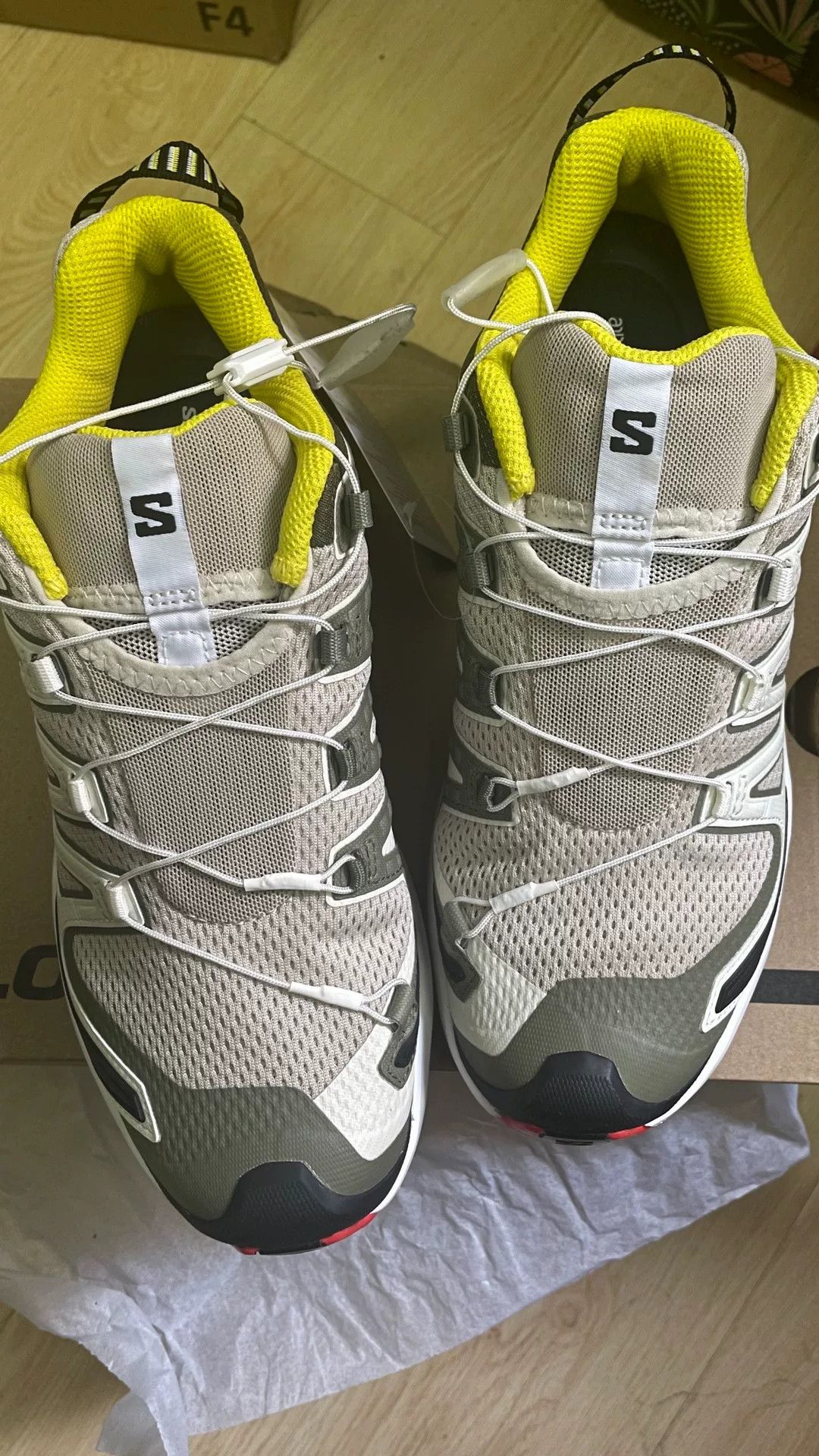Salomon Salomon XA PRO 3D V9 Running Shoes Size US 9 / EU 42 - 1 Thumbnail