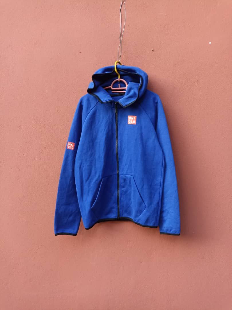 image of Uniqlo Zipper Hoodie in Blue, Men's (Size Medium)