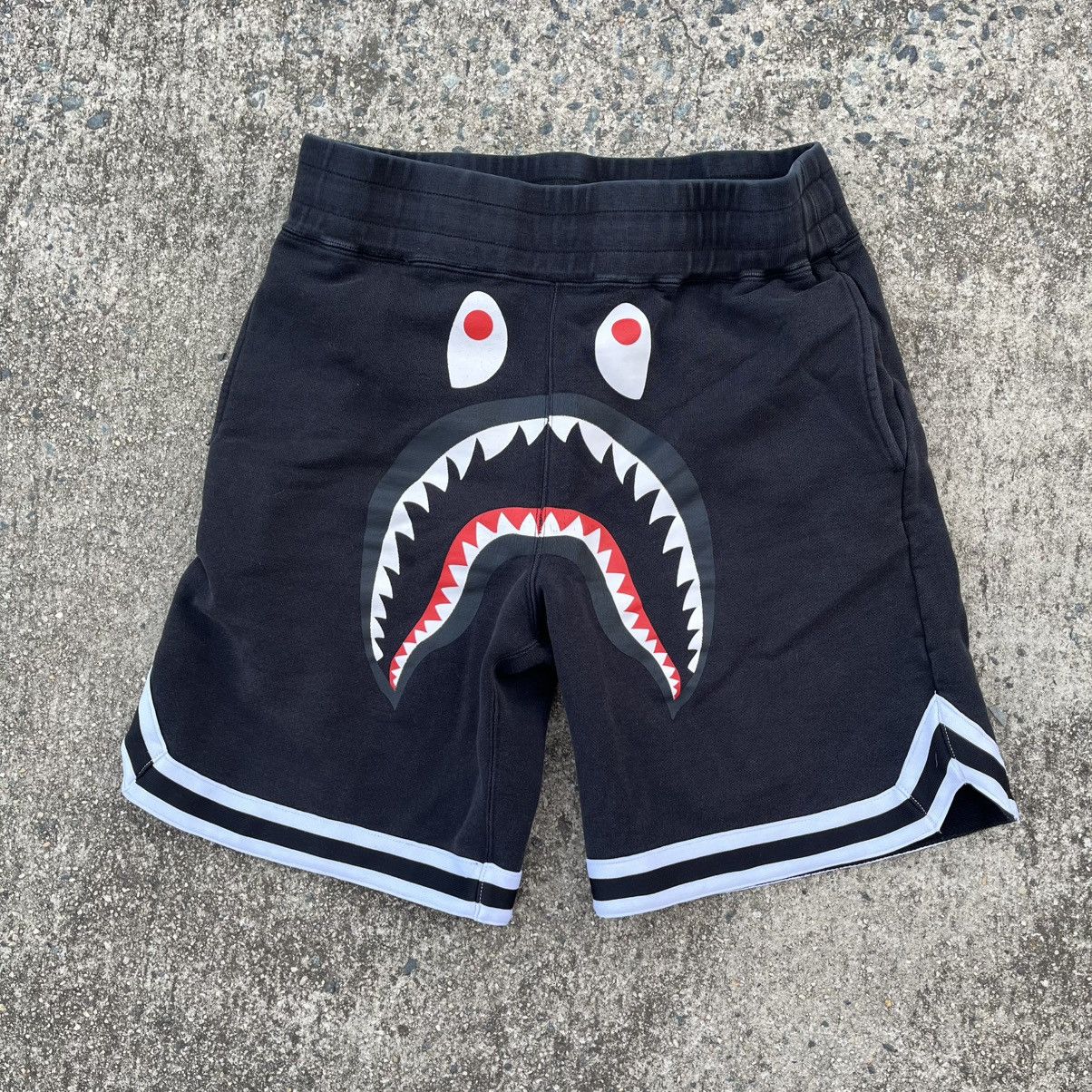 Bape Bape Shark Basketball Sweat Shorts Size US 30 / EU 46 - 1 Thumbnail