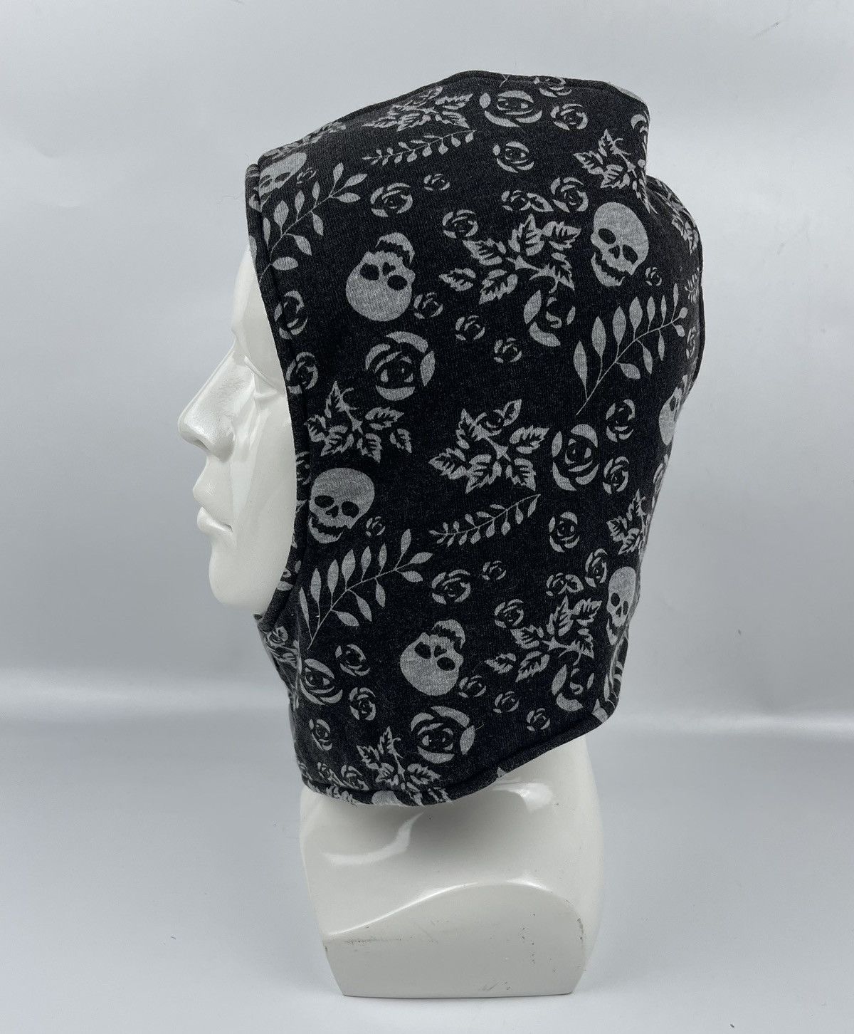 Seditionaries punk style skulls balaclava head warmer Size ONE SIZE - 2 Thumbnail