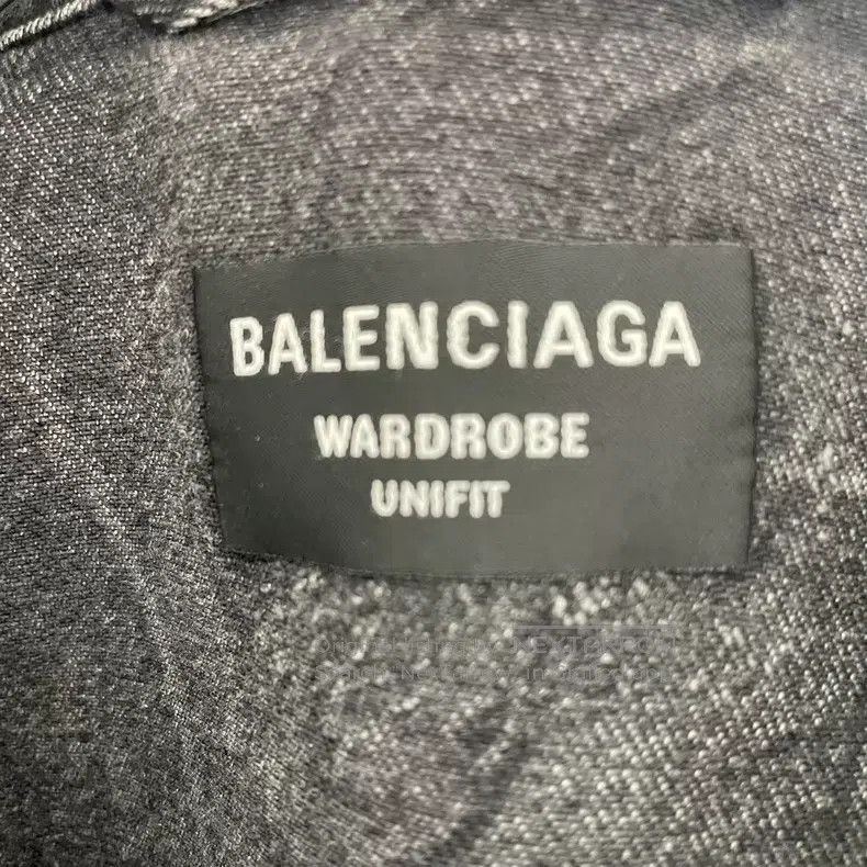 Balenciaga Balenciaga Back water drop smile denim jacket Size US XS / EU 42 / 0 - 5 Thumbnail