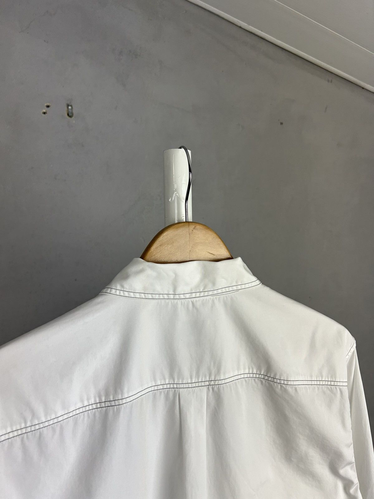 Burberry Burberry White Button Down Shirt Contrast Stitch Logo Tape Size XS / US 0-2 / IT 36-38 - 8 Thumbnail
