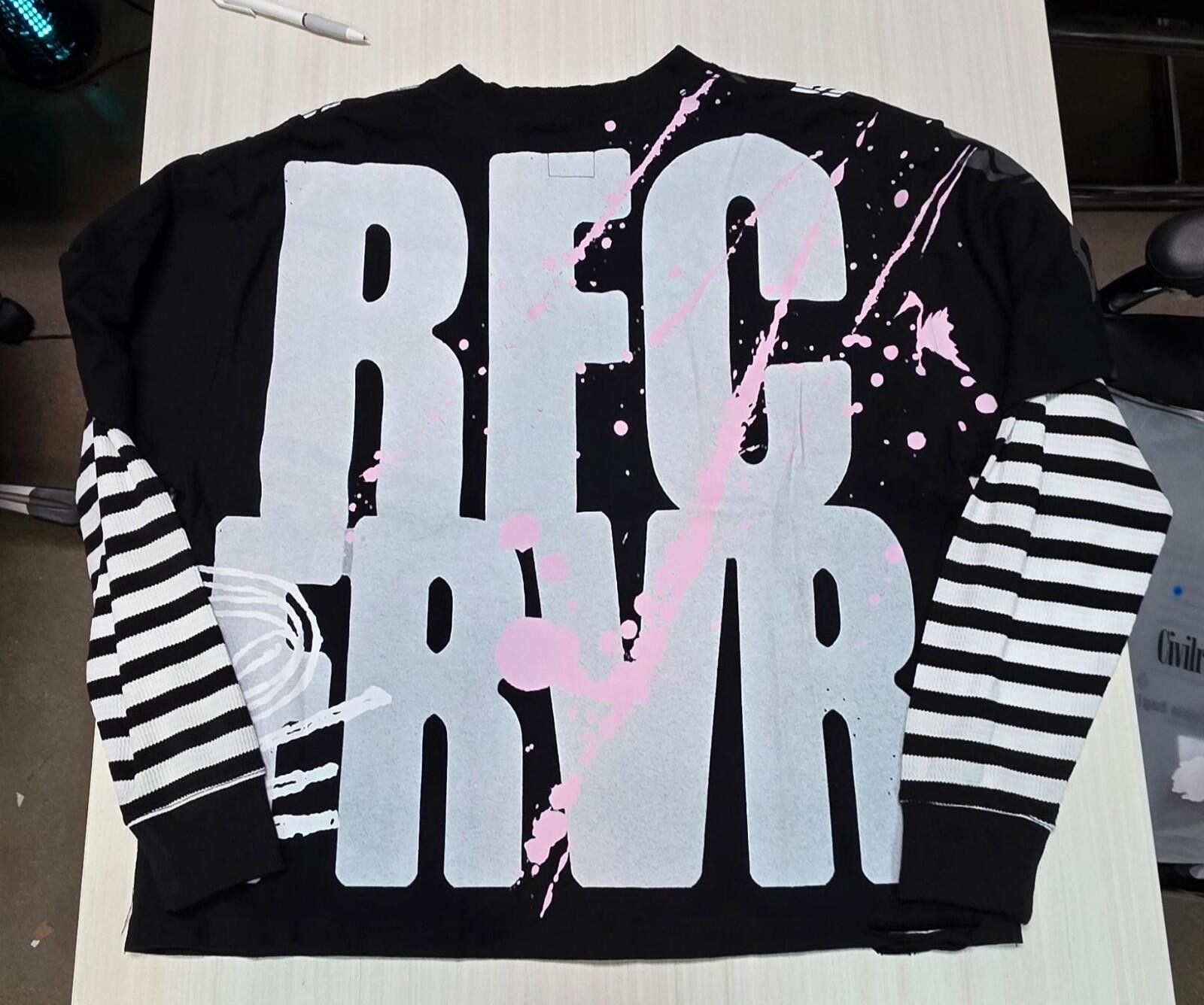 Civil Regime Civil Regime “Music On, World Off” 199X Distress size small Size US S / EU 44-46 / 1 - 2 Thumbnail