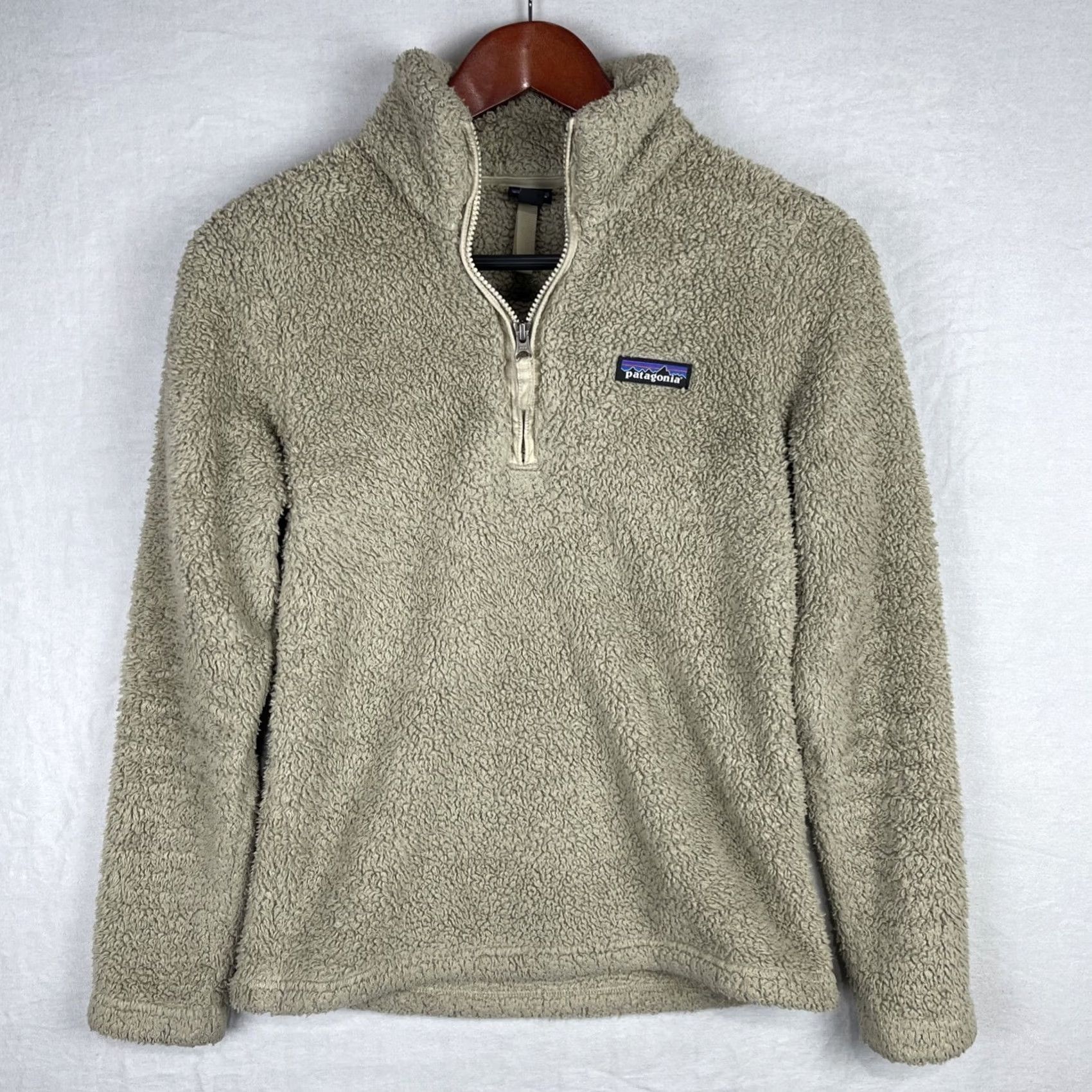 Patagonia Patagonia Sweater Womens XS Beige Quarter Zip Up Fleece Deep Pile Size XS / US 0-2 / IT 36-38 - 2 Thumbnail