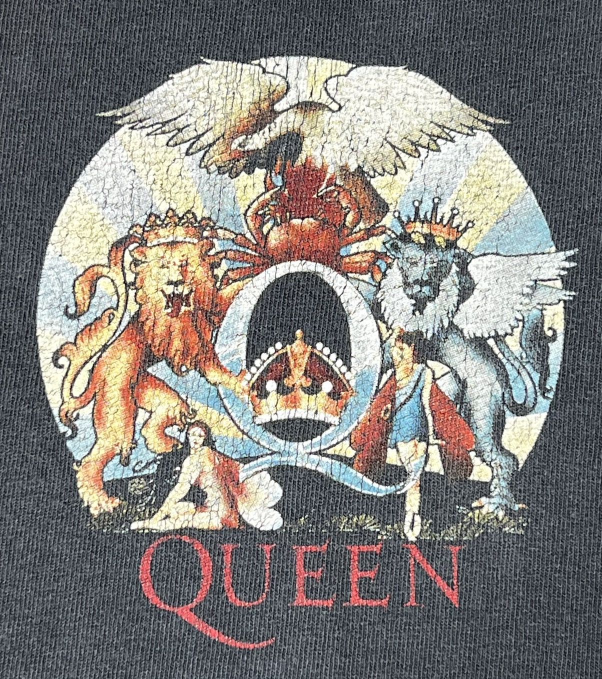 Band Tees × Vintage Distressed Vintage Queen tee Size US L / EU 52-54 / 3 - 5 Thumbnail