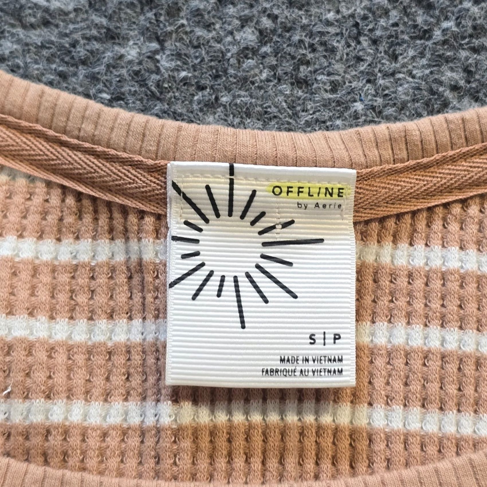 Vintage Aerie Top Womens Small Beige White Striped Thermal Waffle Knit Cropped Casual Shirt Size S / US 4 / IT 40 - 4 Thumbnail