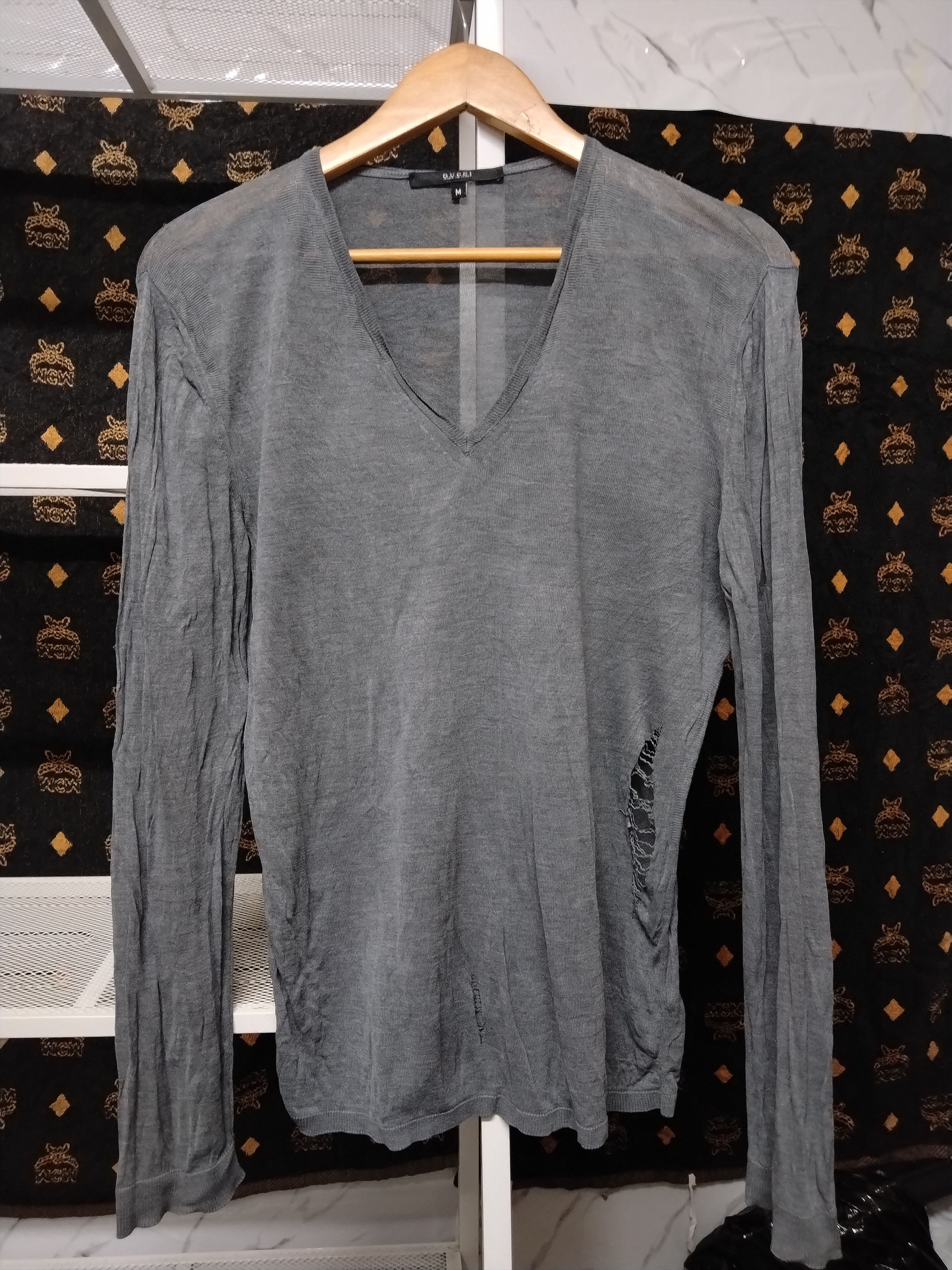 Gucci Thrashed Sun Faded Gucci Distressed Grunge Band Size US M / EU 48-50 / 2 - 1 Thumbnail