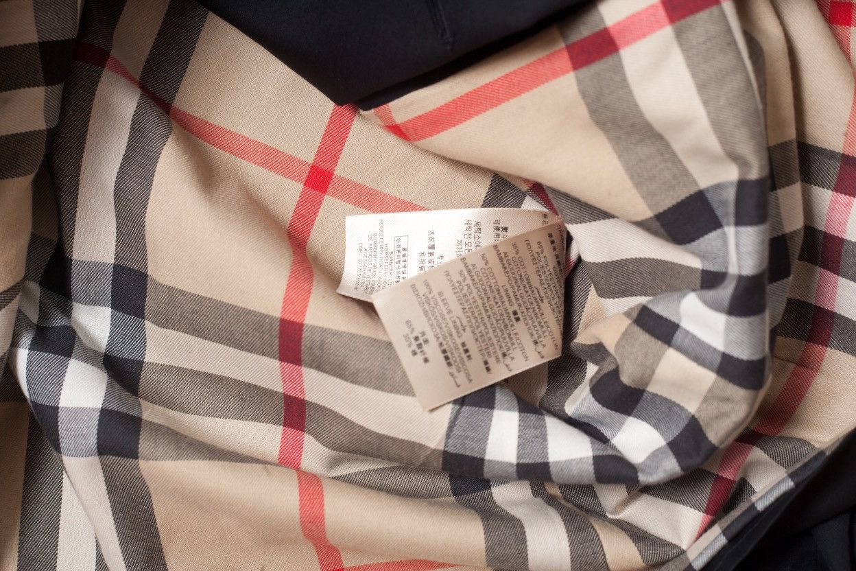 Burberry Burberry Sandringham Short Black Trench Coat Nova Check Size M / US 6-8 / IT 42-44 - 12 Thumbnail