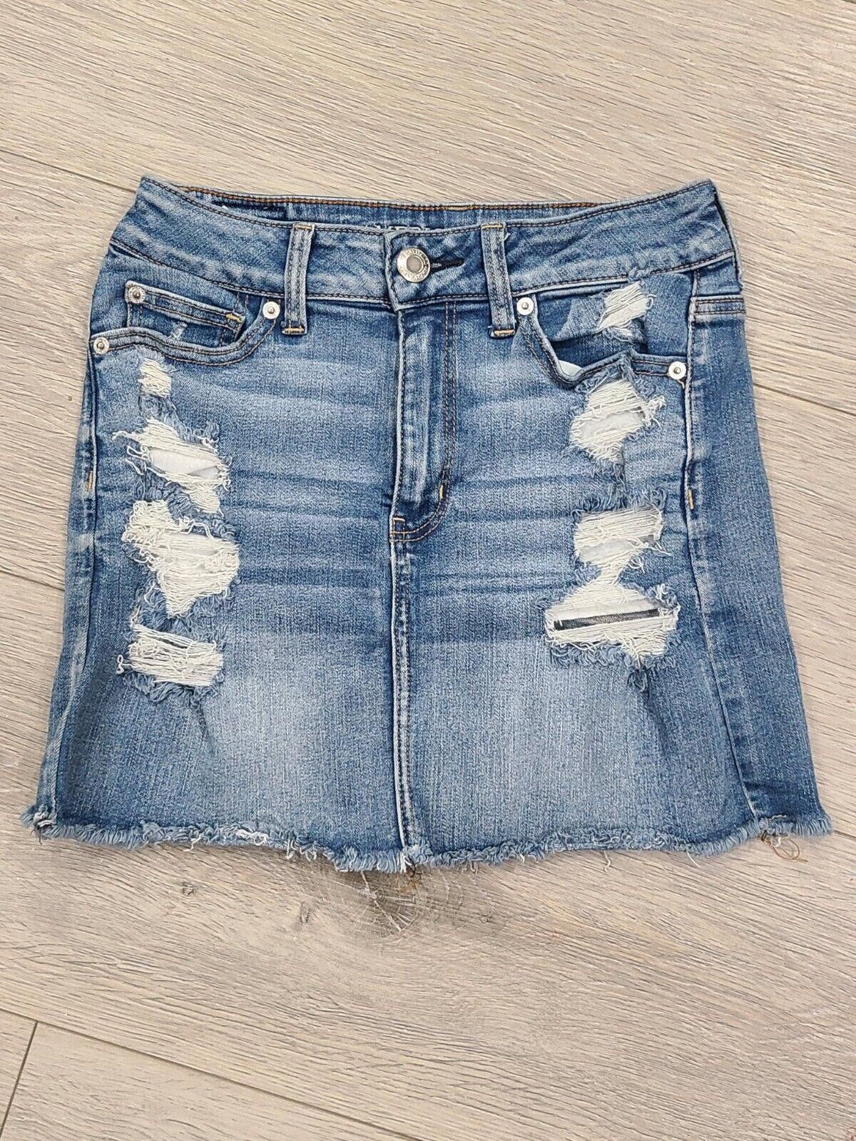 Designer American Eagle Skirt Size 4 Next Level Stretch Distressed Size 27" / US 4 / IT 40 - 1 Thumbnail