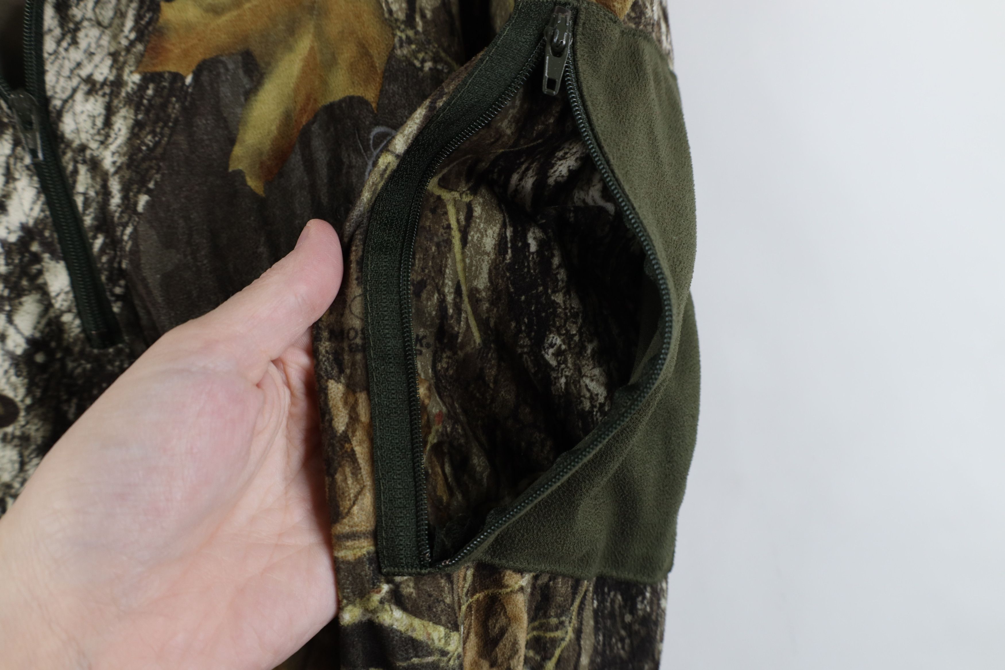 Vintage Vintage Chamois Cloth Mossy Oak Camouflage Half Zip Sweater Size US L / EU 52-54 / 3 - 5 Thumbnail