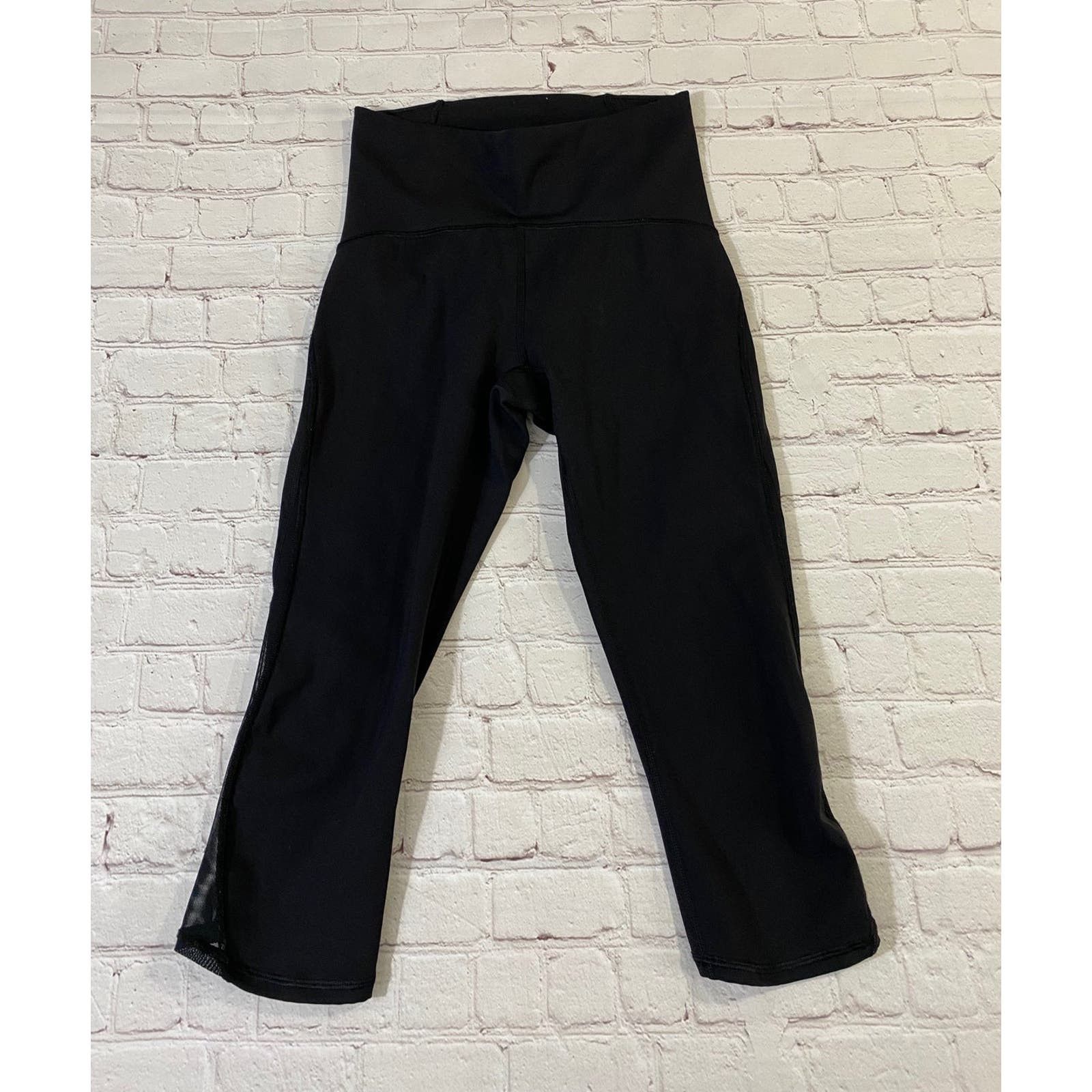 Lululemon Black lululemon leggings size 4 Size 27" / US 4 / IT 40 - 1 Thumbnail