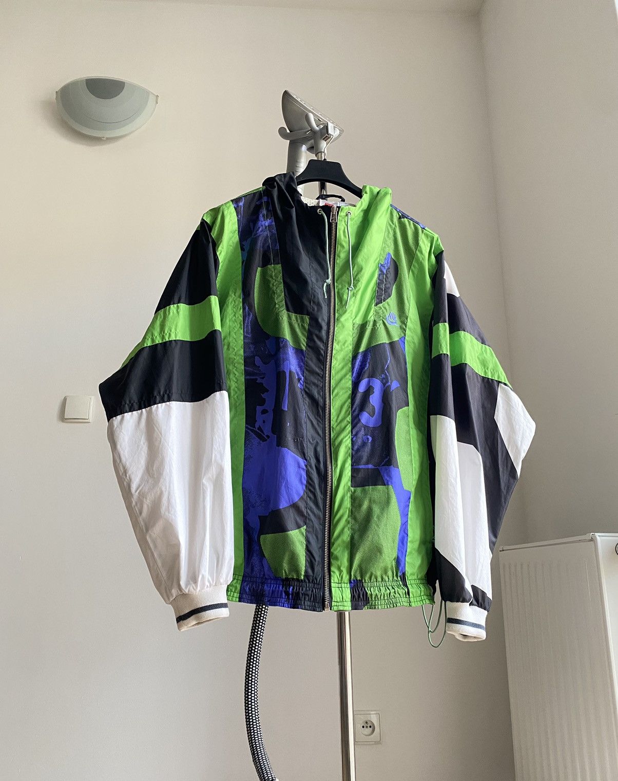 Nike Rare Vintage Nike Jacket Size US L / EU 52-54 / 3 - 2 Thumbnail