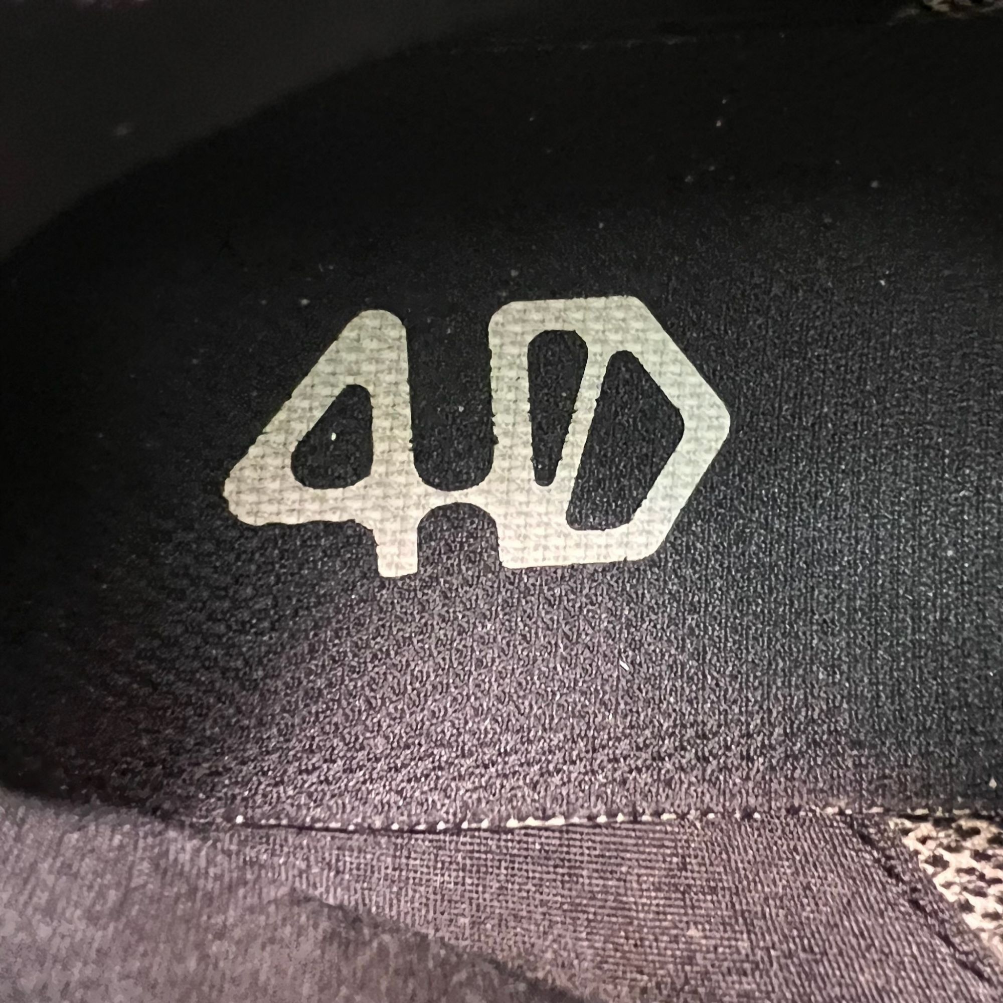 Adidas Adidas 4D Run 1.0 Sneakers Size 9 Beige & Black Lightweight Size US 9 / EU 42 - 8 Thumbnail