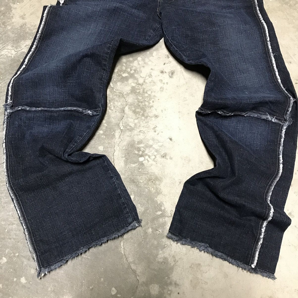 Diesel × Vintage Crazy Vintage Y2K Diesel Baggy Wide Leg Distressed Jeans Size US 34 / EU 50 - 3 Thumbnail