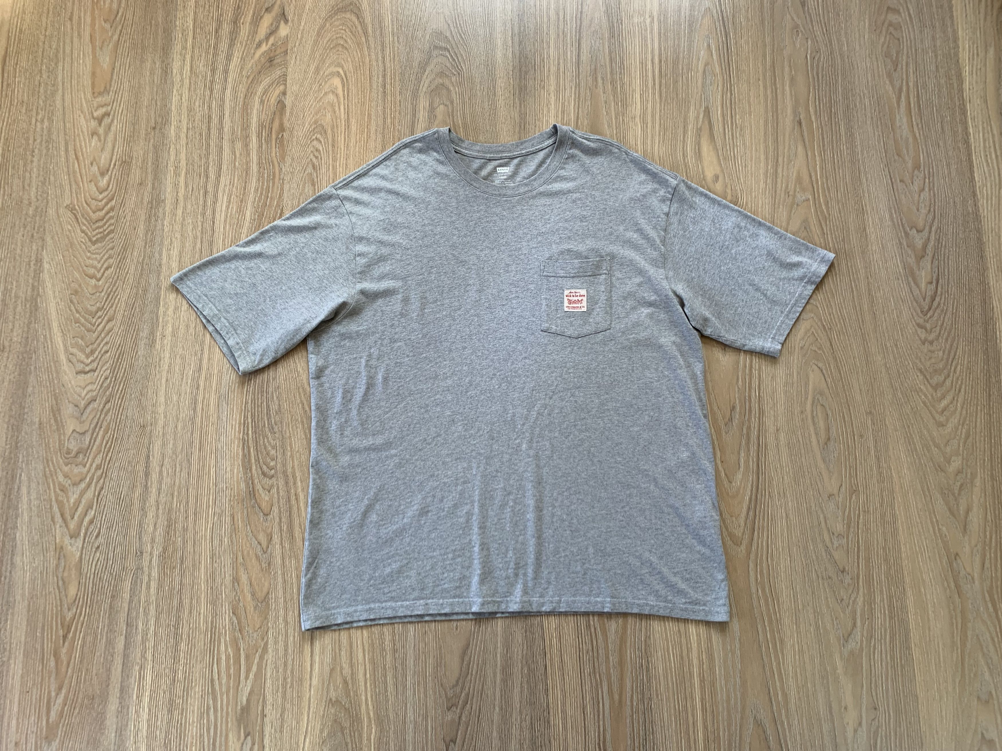Levi's Levis Grey Cotton T Shirt Size US L / EU 52-54 / 3 - 1 Thumbnail