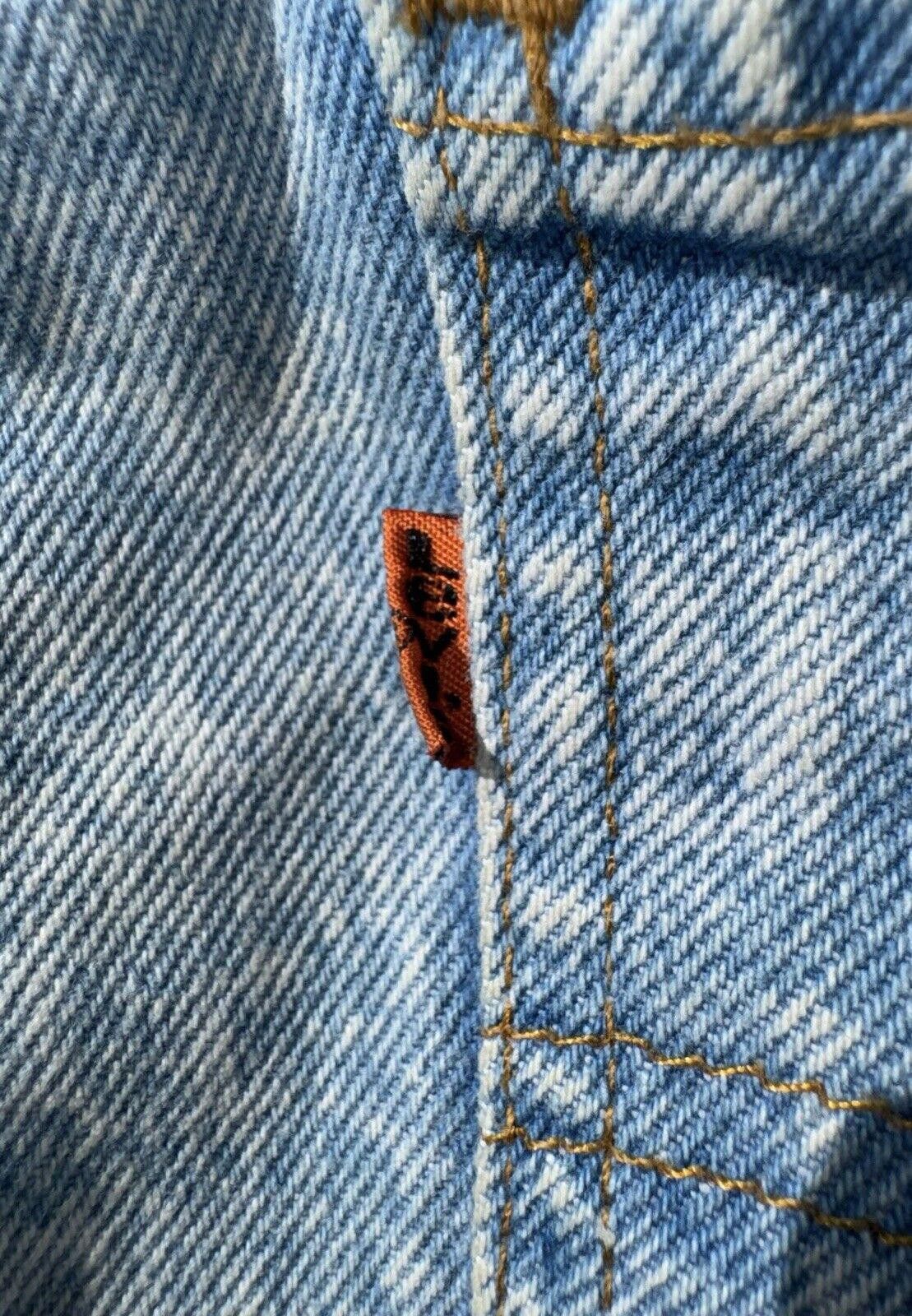 Levi's Vintage Levis 550 Light Wash Orange Tab Denim Jeans Sz 36x30 Size US 36 / EU 52 - 7 Thumbnail