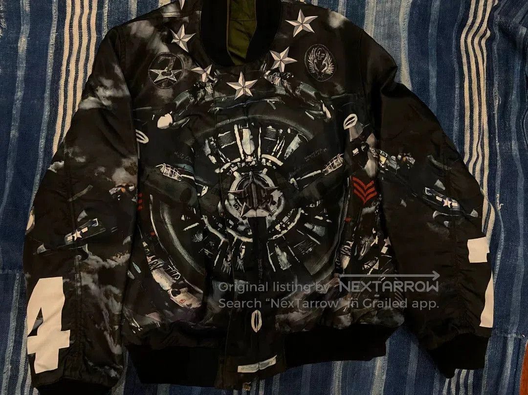 Givenchy givenchy bomber jacket with aviation print. Size US M / EU 48-50 / 2 - 1 Thumbnail