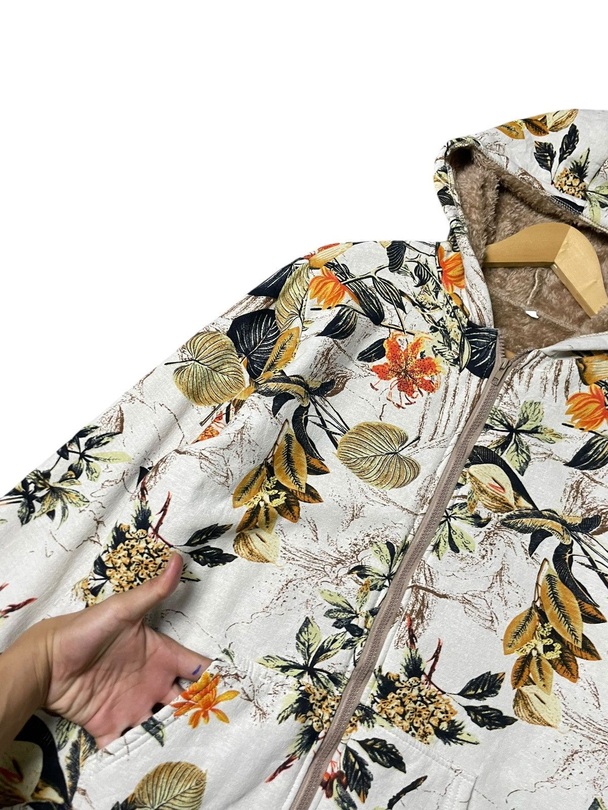The Unbranded Brand Unbranded Brand Floral Hooded Zipper (60) Size US XL / EU 56 / 4 - 5 Thumbnail