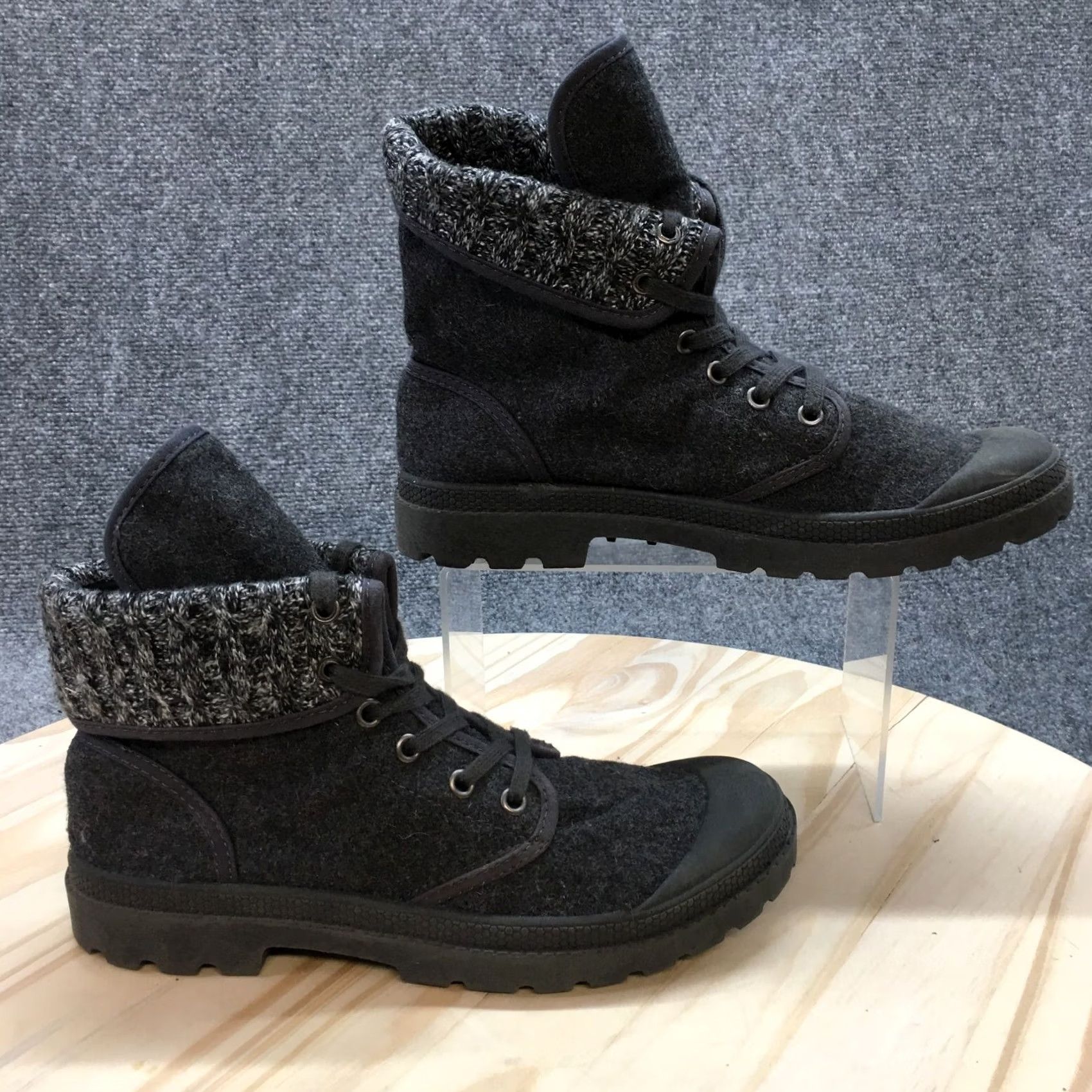 Vintage Rocket Dog Booties Womens 8.5 Pilot Joshua Fold Over Lace Up Winter Gray Bootie Low Heel Ankle Casual Boots Womens Size US 9 / IT 39 - 2 Thumbnail