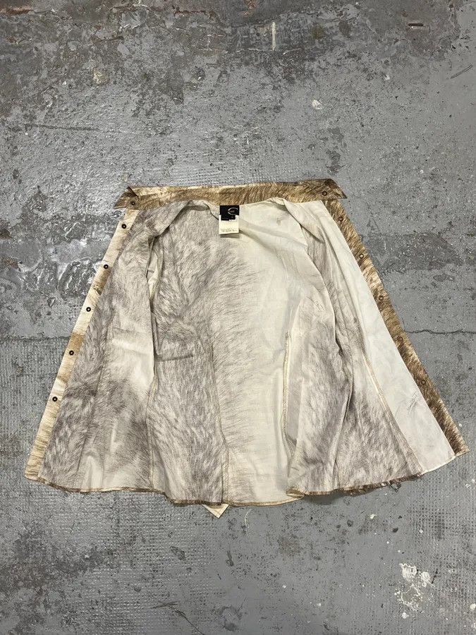 Just Cavalli 2000s Cavalli Fur Movement Beige Shirt Size US S / EU 44-46 / 1 - 9 Thumbnail