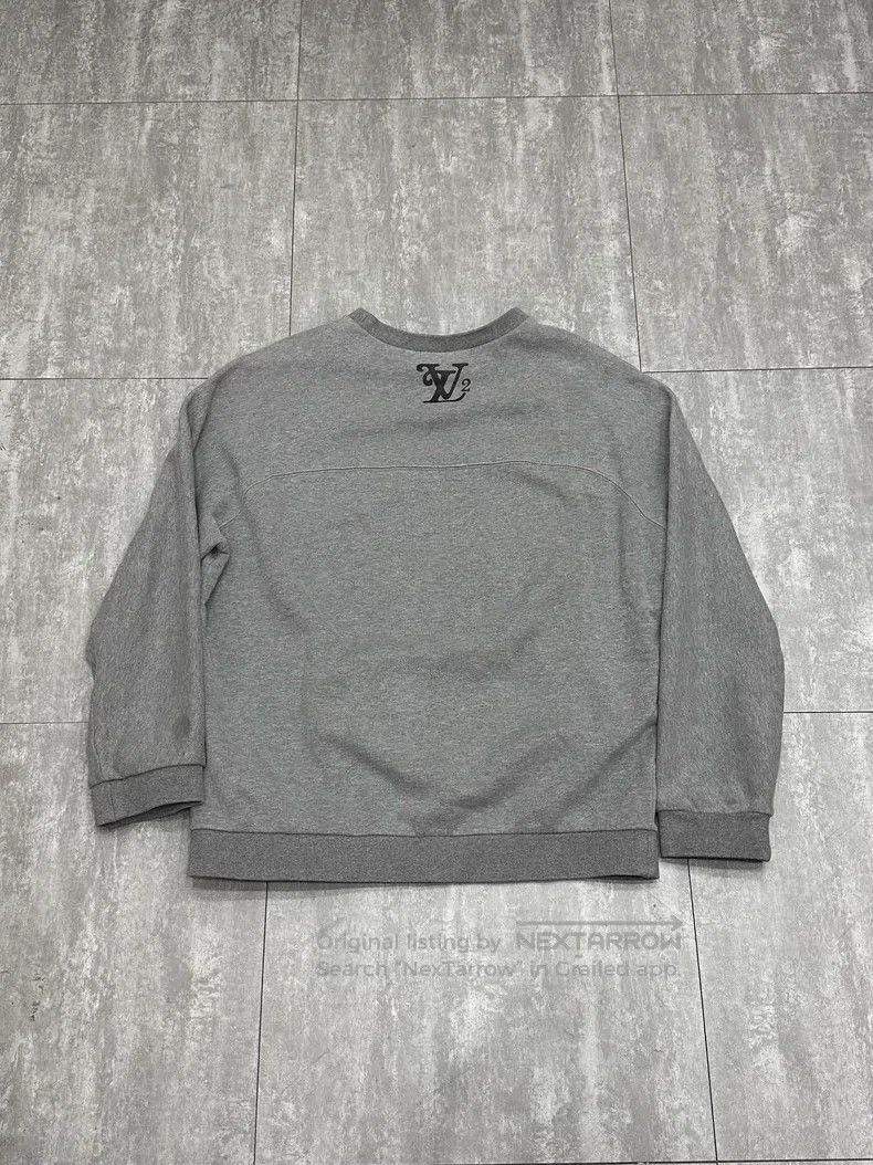 Louis Vuitton Louis Vuitton Grey logo printed long sleeve sweatshirt Size US XL / EU 56 / 4 - 2 Thumbnail