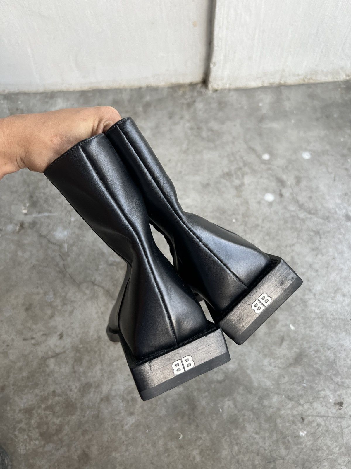 Balenciaga Balenciaga - Square Heel Logo Rim Ankle Boots Size US 6 / EU 39 - 8 Thumbnail