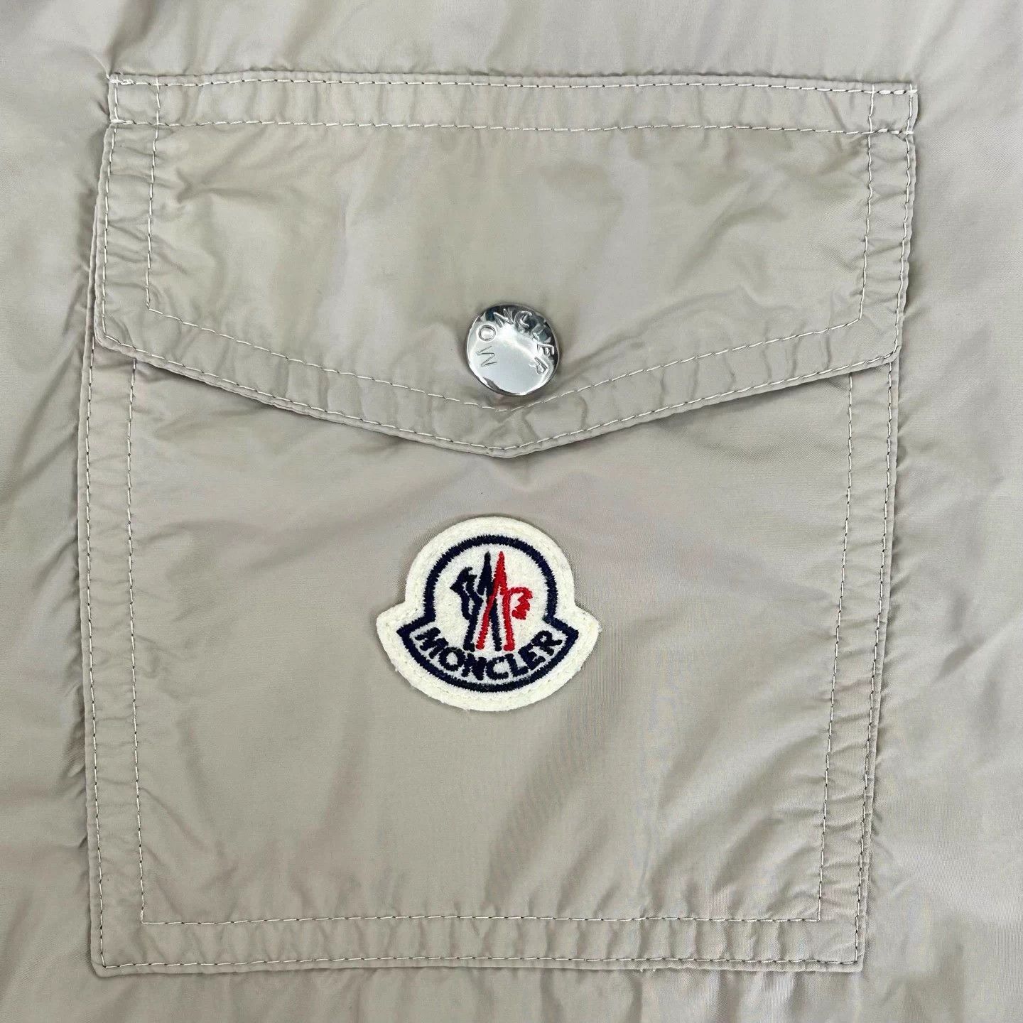 Moncler Moncler Etiache 24 khaki hooded zip jacket size 4 Size US XL / EU 56 / 4 - 6 Thumbnail