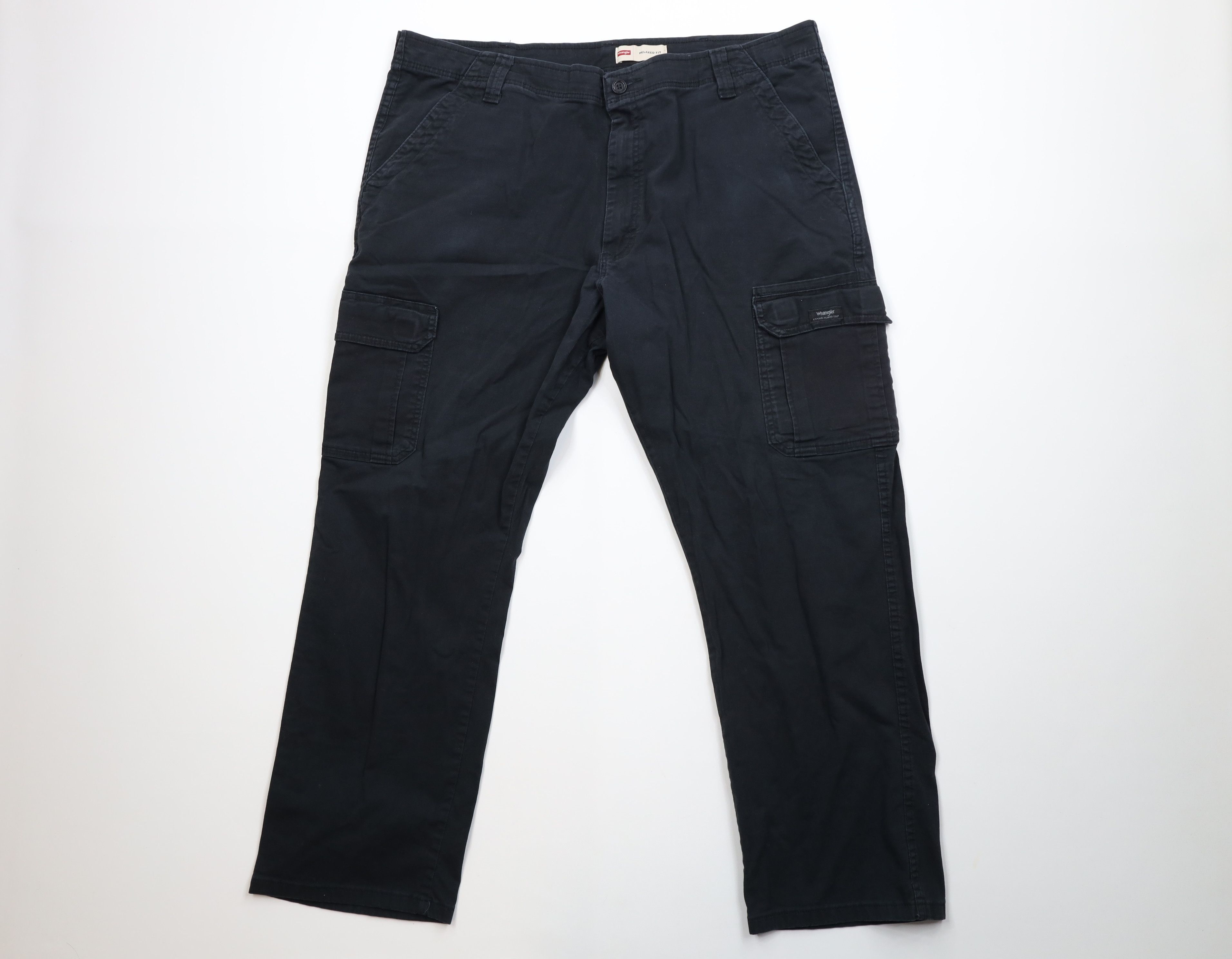 Wrangler Vintage Y2K Wrangler Relaxed Wide Leg Cargo Pants Black Size US 40 / EU 56 - 1 Thumbnail