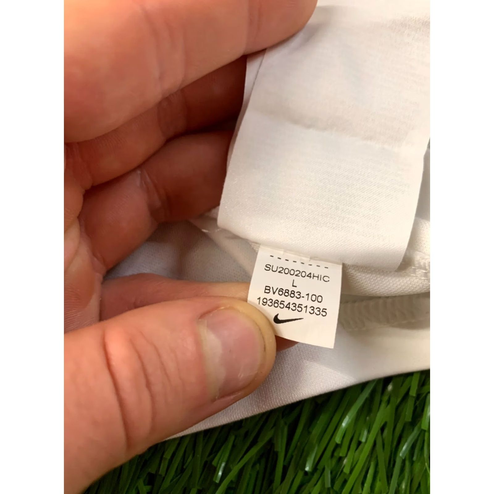 Nike NIKE Dri-FIT Park Original 2020 MEN Football Training Shirt Jersey Tee SIZE L White and Black Football Short Sleeve Crew Neck Nike Park Shirt Mens L Size US L / EU 52-54 / 3 - 6 Thumbnail