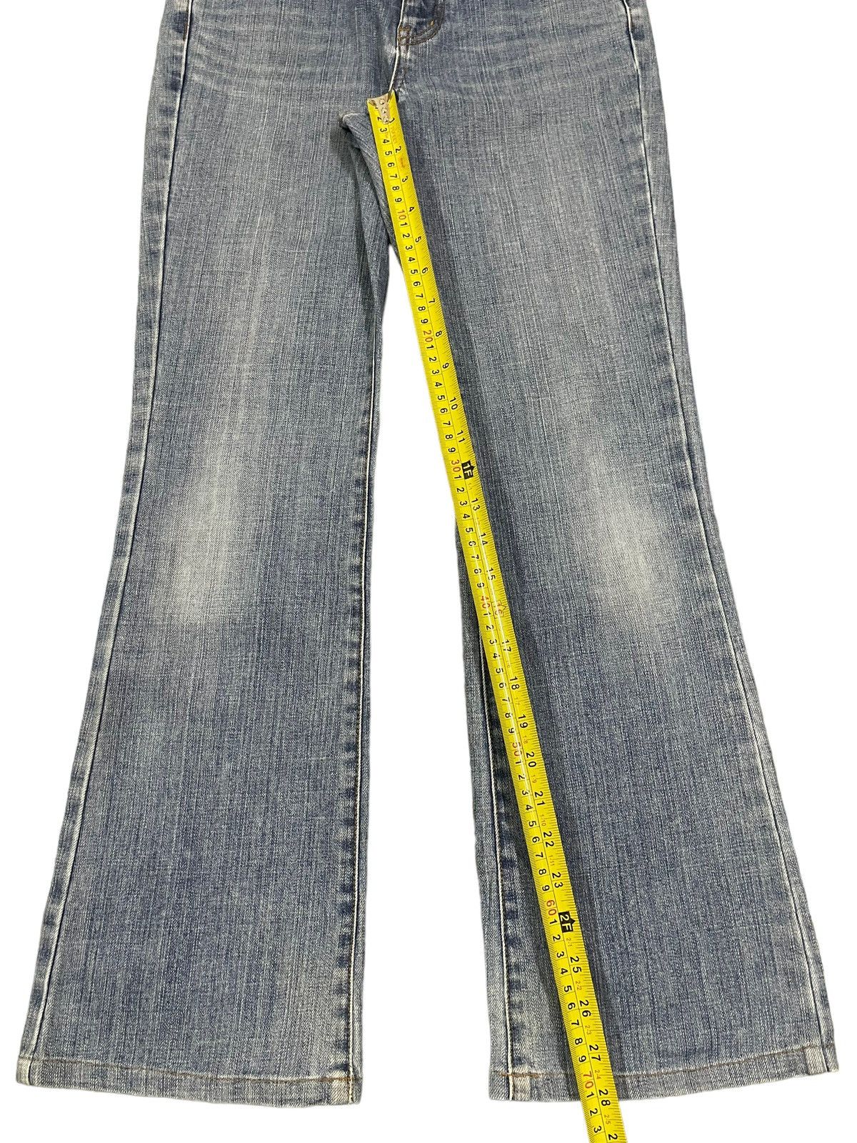 Uniqlo Vintage Japanese Uniqlo Blue Wash Style Flare Jeans Size 27" / US 4 / IT 40 - 11 Thumbnail