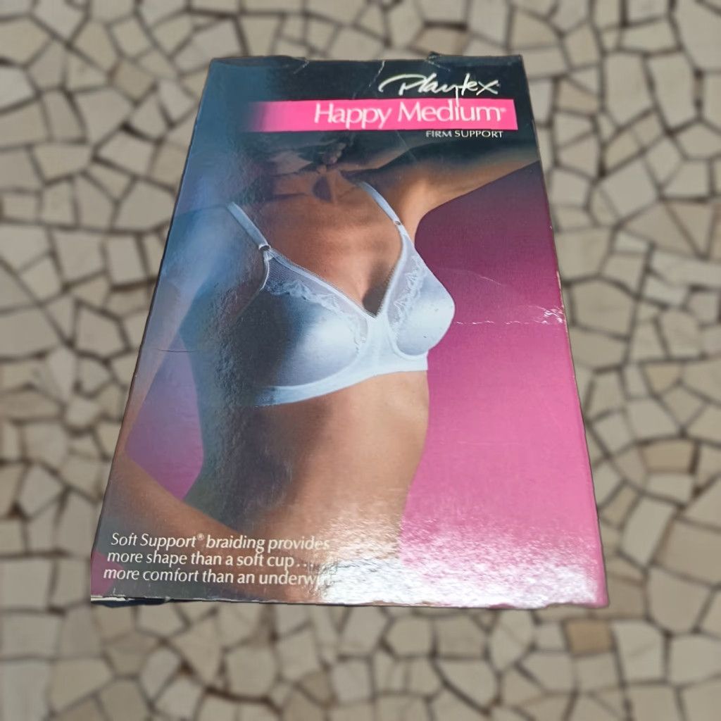 Vintage Playtex Happy Medium Bra 38C White Full Coverage Wireless Usa Made Womens