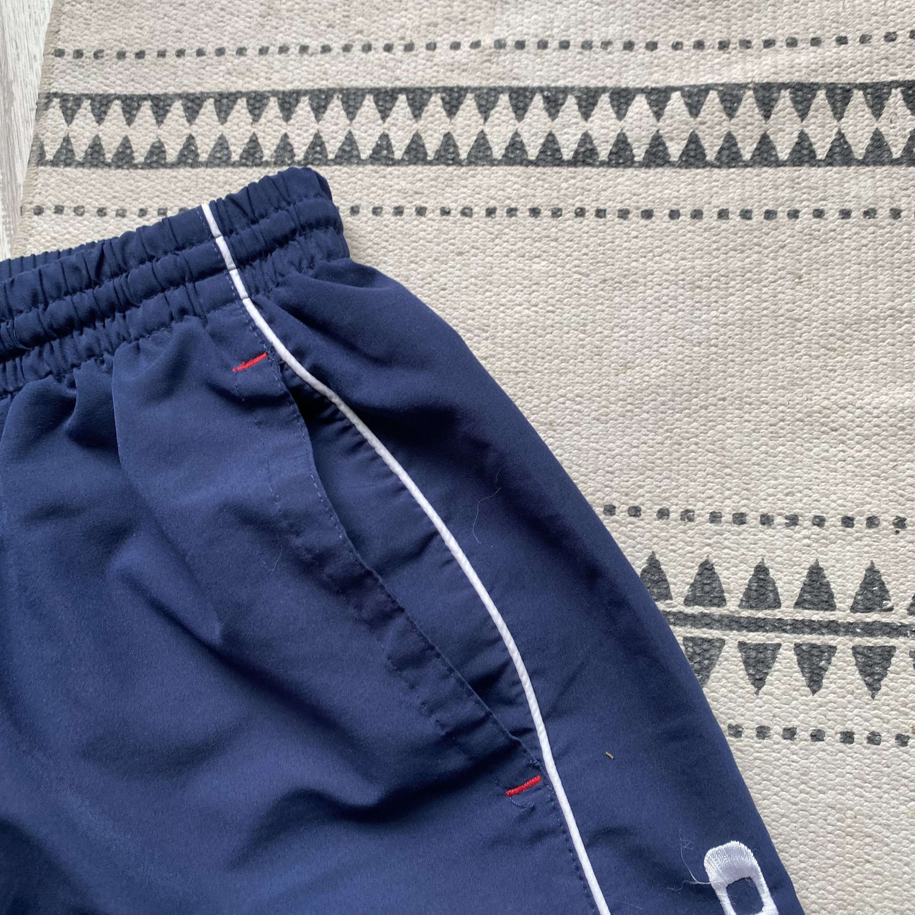 Umbro Vintage Umbro Nylon Shorts Big logo swimwear Size US 31 - 4 Thumbnail