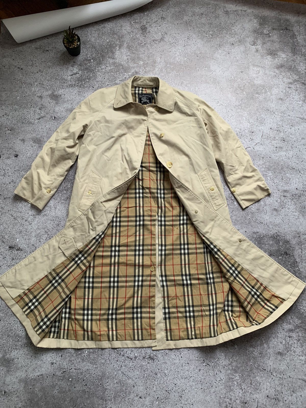 image of Vintage Burberry’S Trench Coat 90's in Beige, Women's (Size Medium)