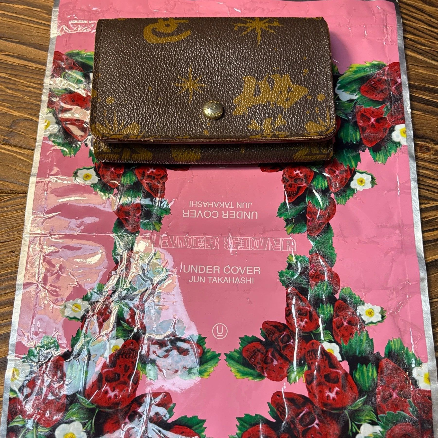 Undercover UNDERCOVER 01SS LV Monogram Tri-Fold Wallet Size ONE SIZE - 8 Thumbnail