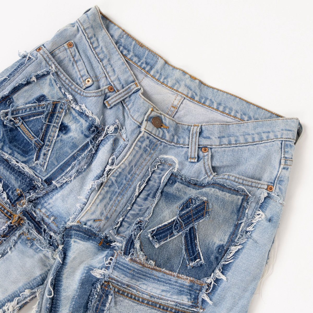 Levi's Levis 512 Coupe Etroite Patchwork Denim Shorts Distressed Size US 32 / EU 48 - 4 Thumbnail